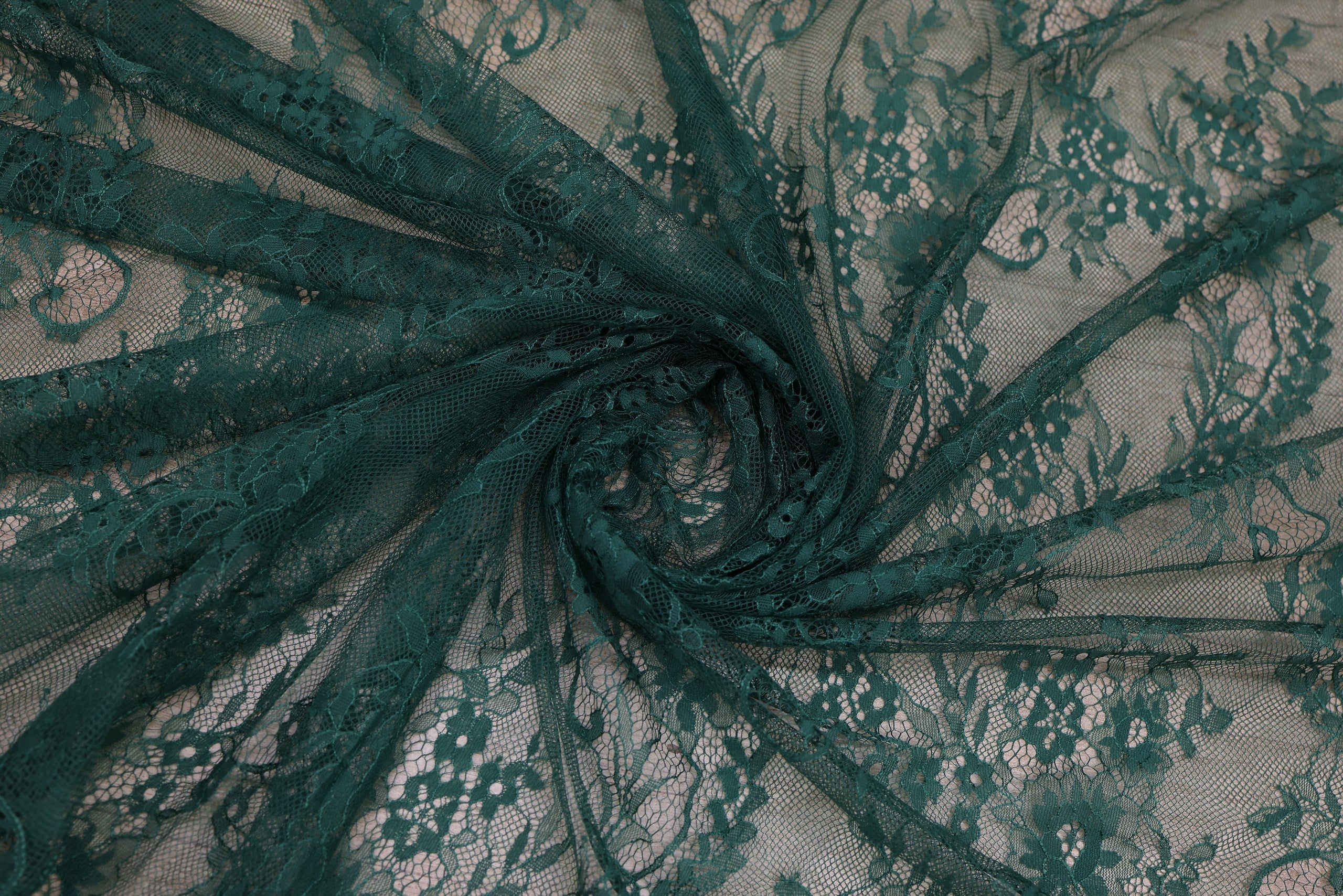 Dantela Chantilly Verde - 657-3