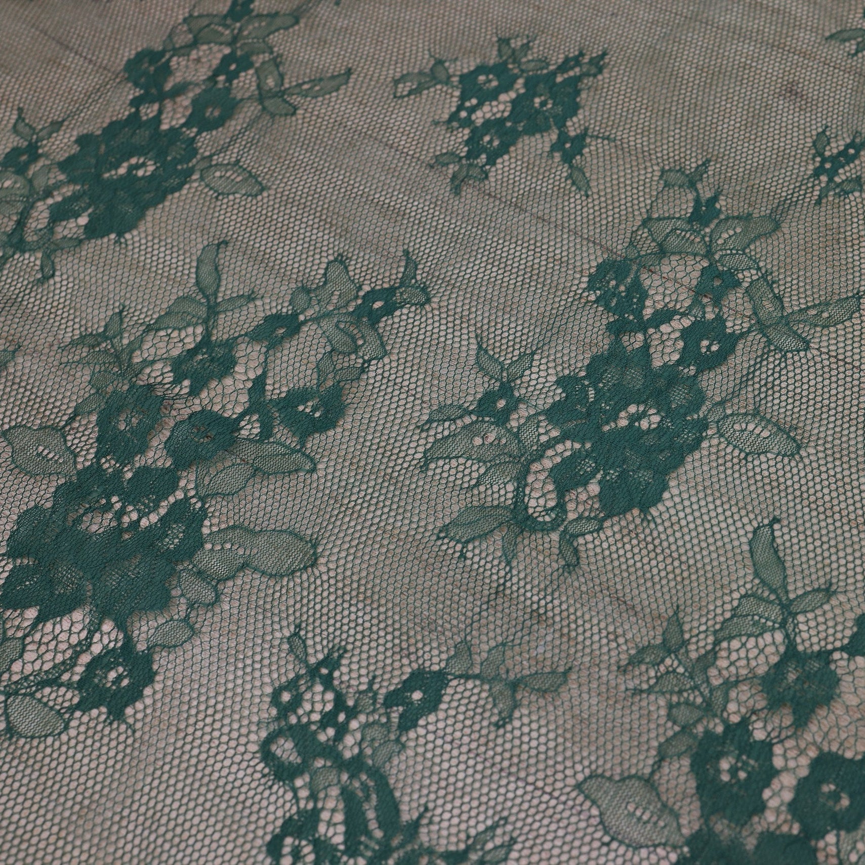 Dantela Chantilly Verde - 657-1
