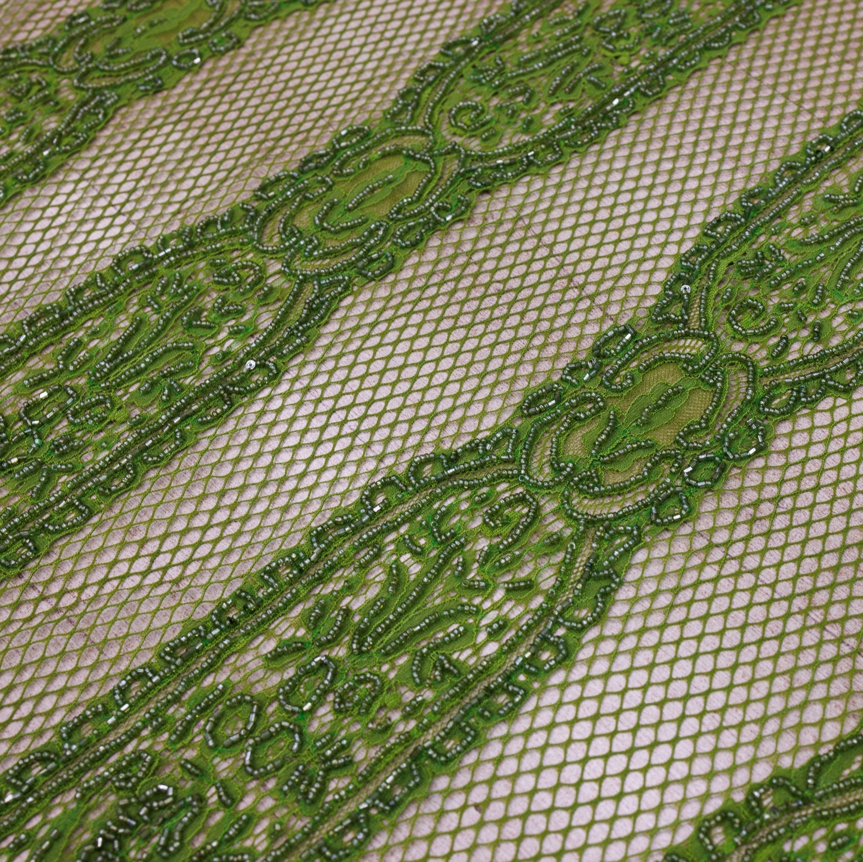 Dantelă Chantilly accesorizată manual în India D34 - Verde
