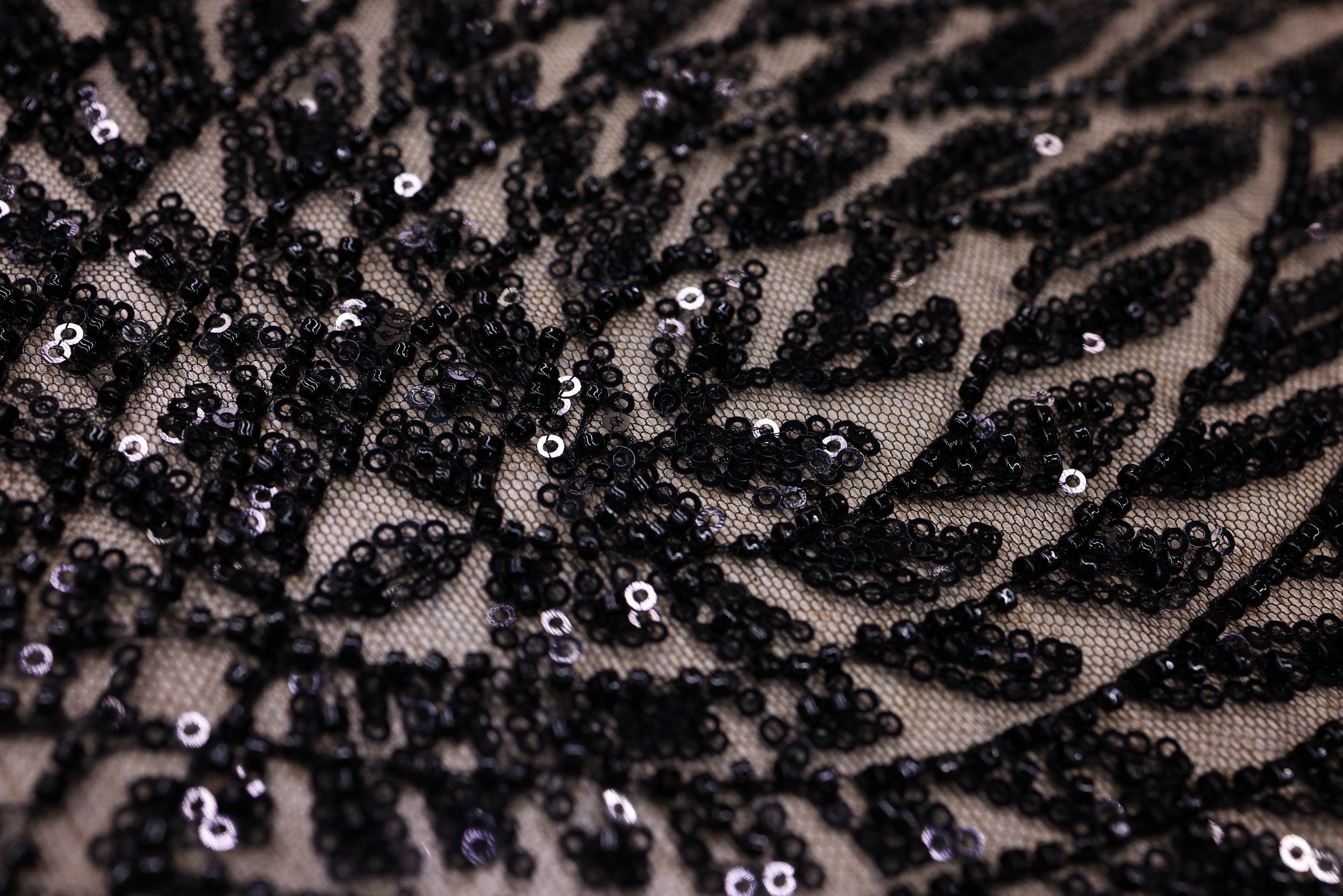 Broderie tip dantela cu perle/margele si paiete B49 - Negru