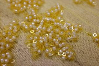 Broderie tip dantela cu perle/margele si paiete B50 - Galben