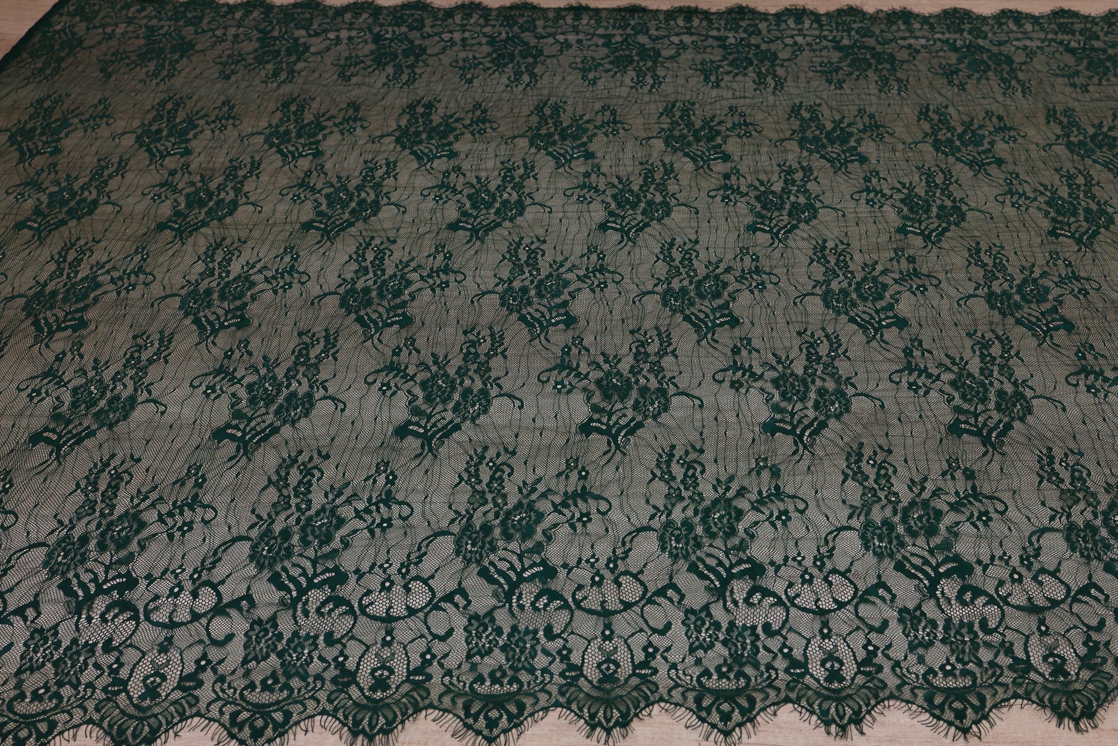 Dantela Chantilly Verde - 116