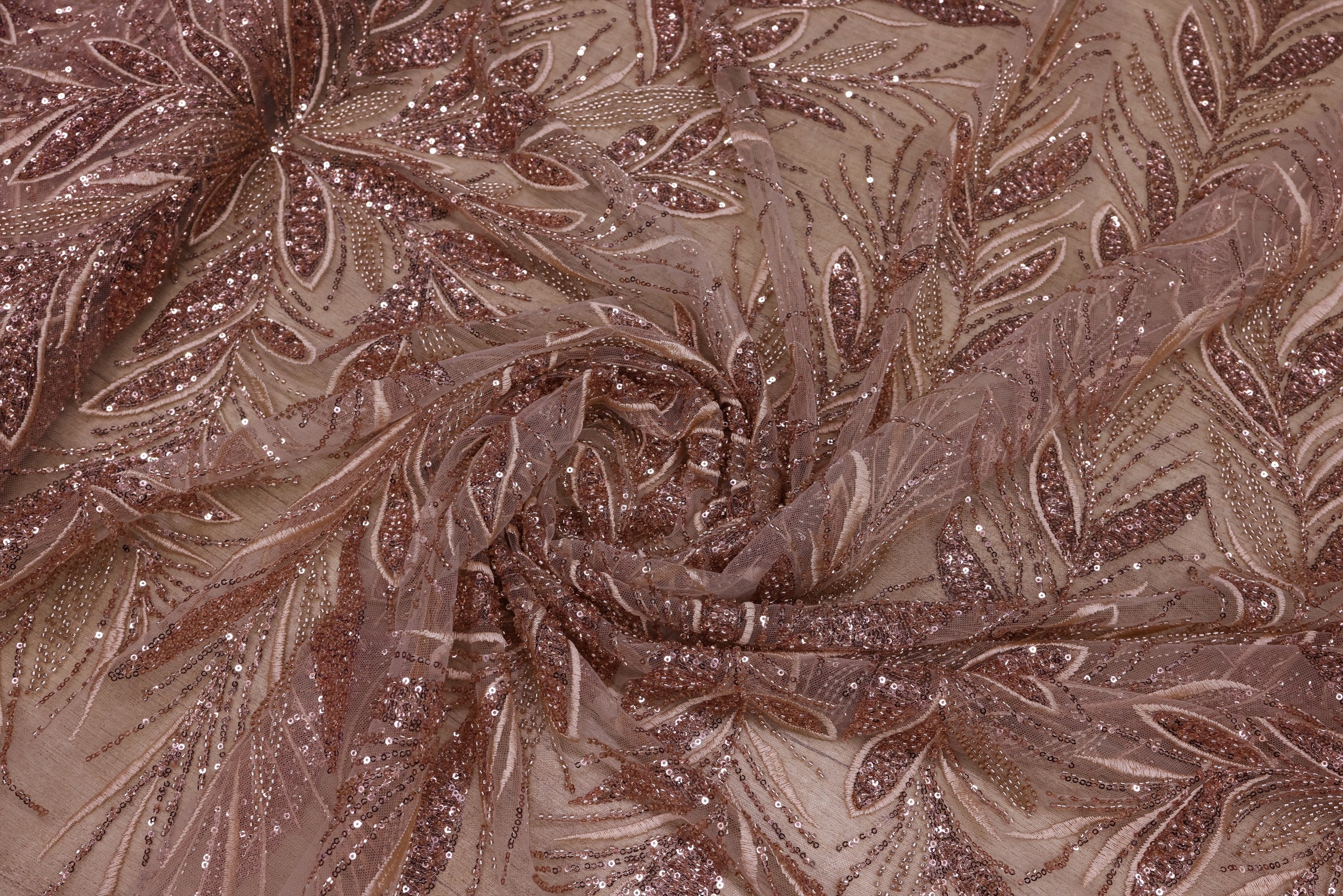 Broderie tip dantela cu perle/margele si paiete B58 - Bej