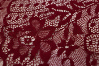 Dantela Chantilly Visiniu - 117