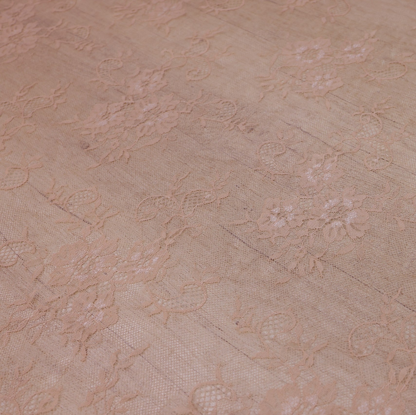 Dantela Chantilly Bej Inchis - 657-4