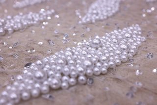Broderie de lux tip dantela cu perle si paiete   C39 - Alb