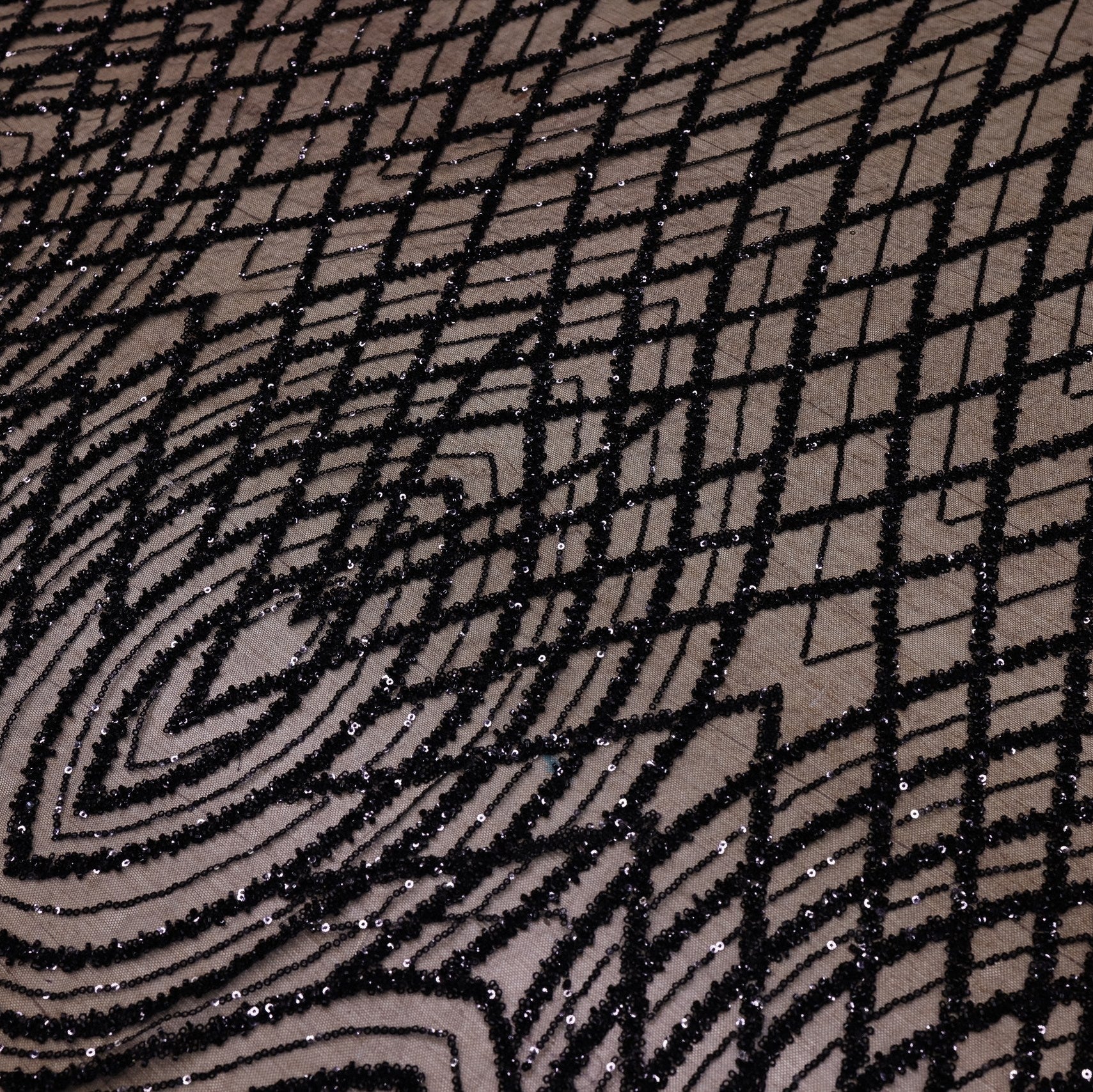 Broderie tip dantela cu perle/margele si paiete B72 - Negru