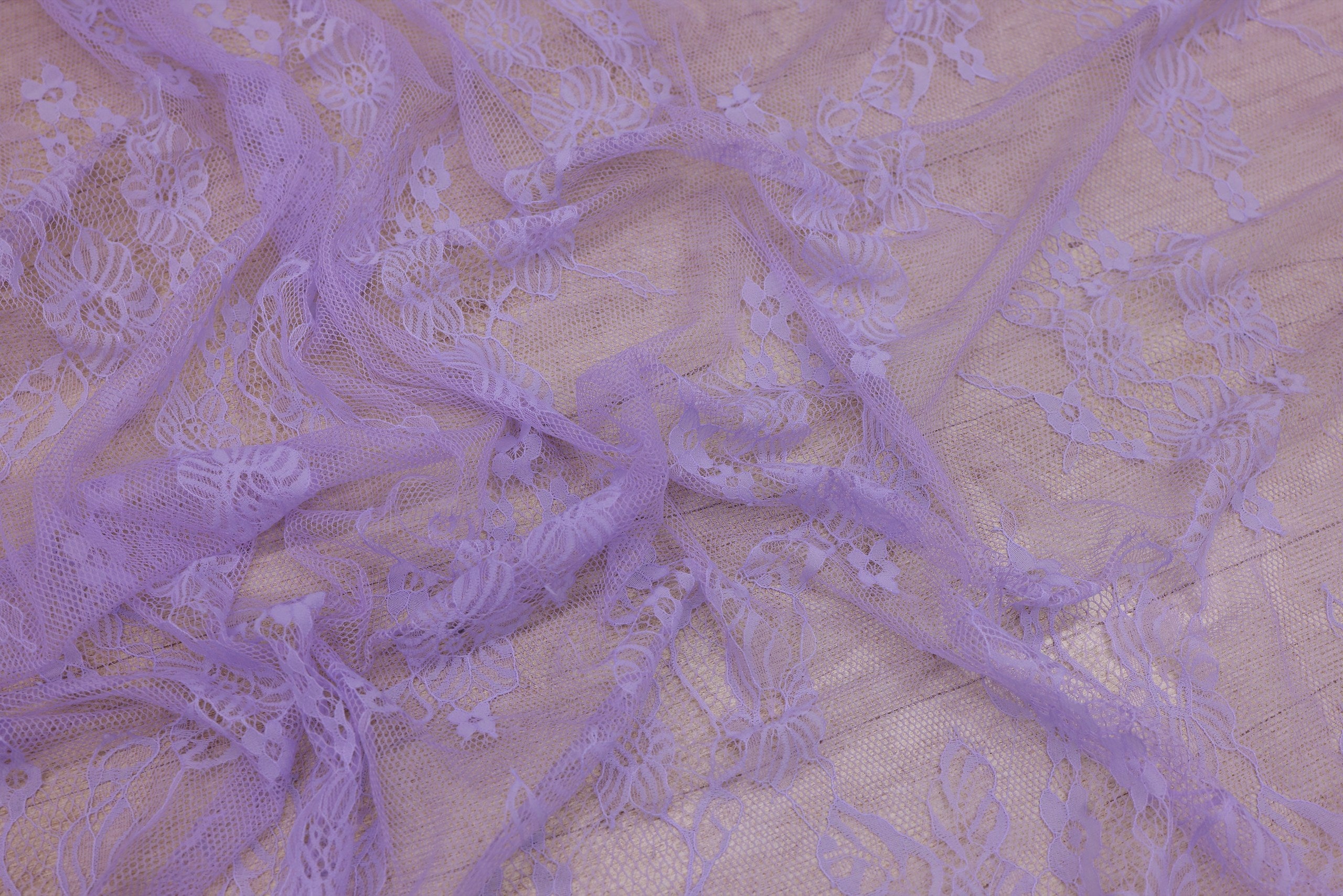 Dantela Chantilly Lila - 2-9911