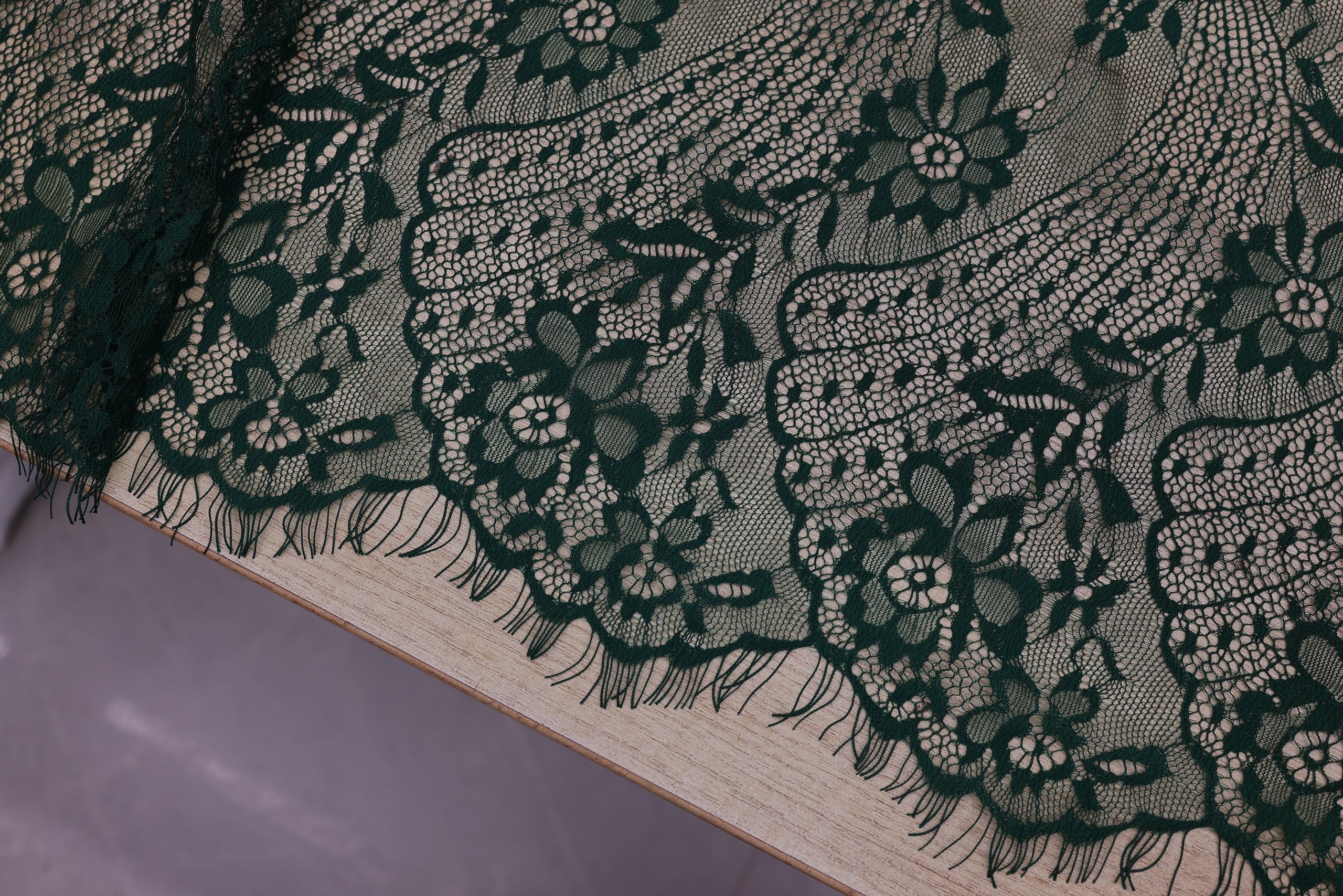 Dantela Chantilly Verde - 117