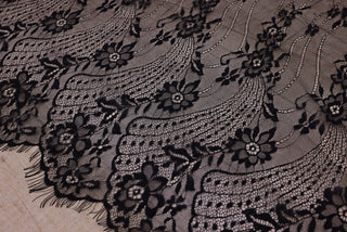 Dantela Chantilly Negru - 117