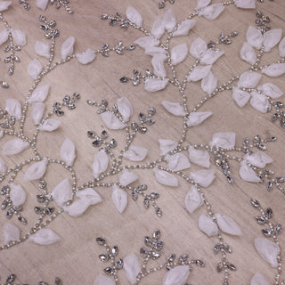 Broderie de lux tip dantela pietre pretioase, perle si design floral  C48 - Alb.
