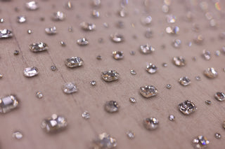 Broderie de lux tip dantela cu pietre pretioase aplicate manual  C55 - Alb