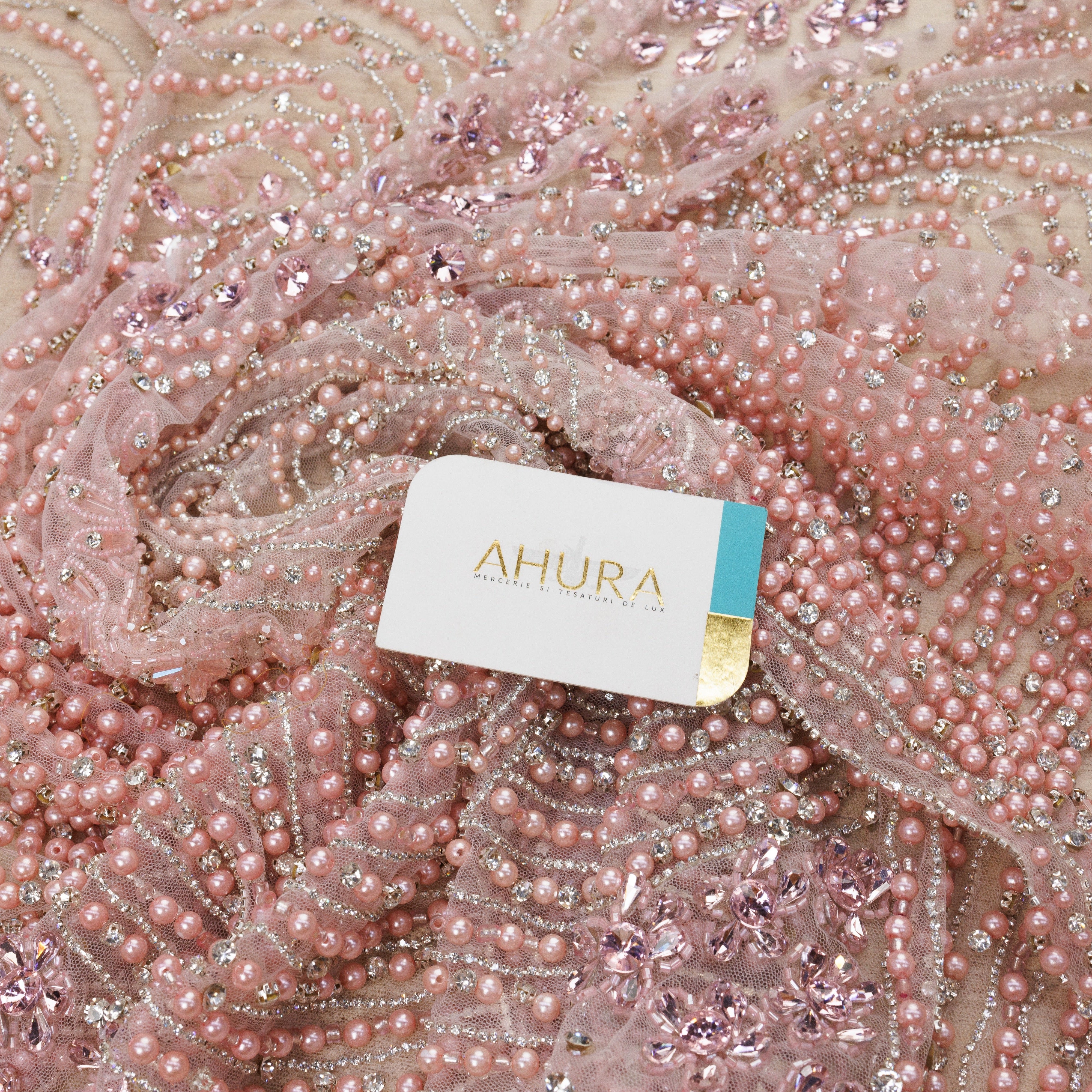 Broderie de lux tip dantela cu strasuri/pietre pretioase