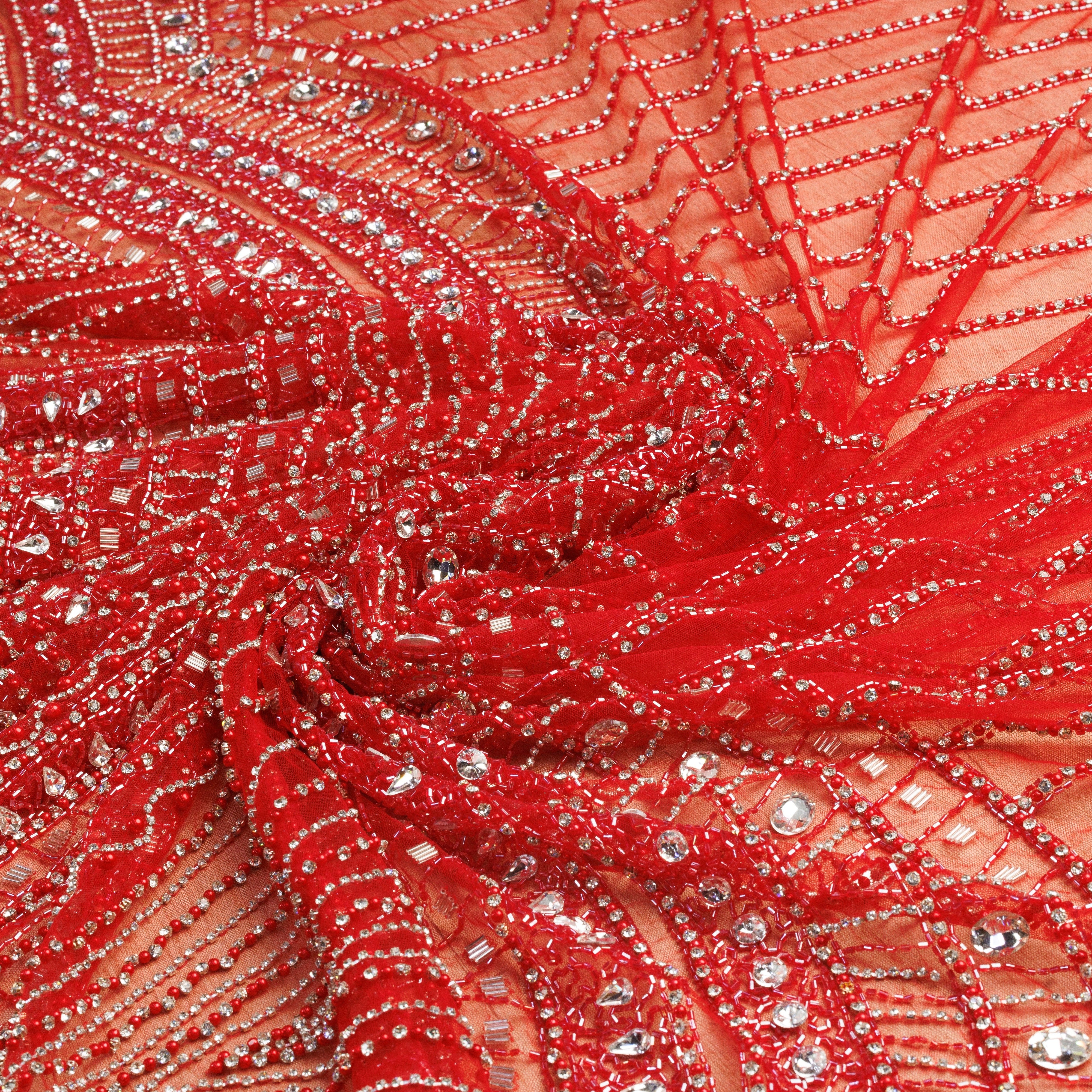 Broderie de lux tip dantela cu strasuri/pietre pretioase