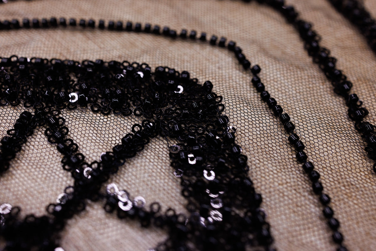 Broderie tip dantela cu perle/margele si paiete A32 - Negru