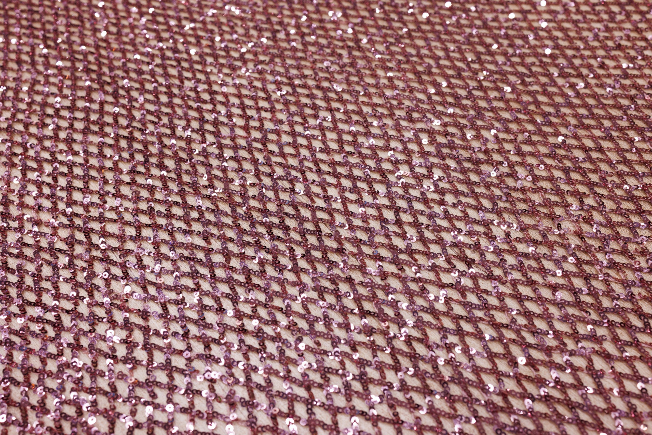 Broderie tip dantela cu margele si paiete I8 - Roz