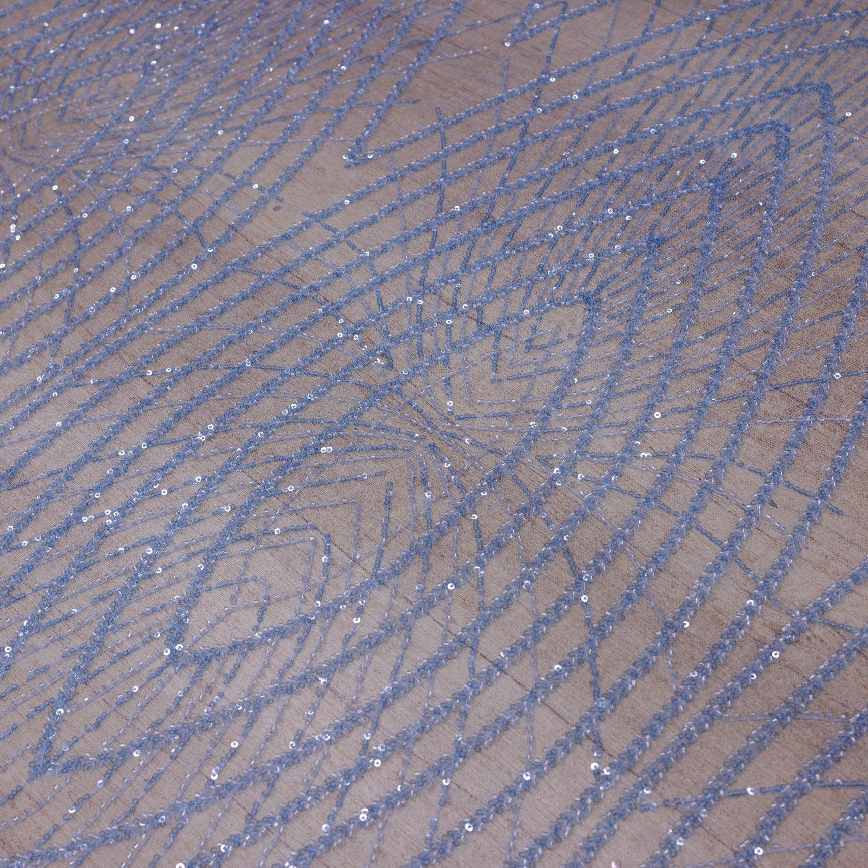 Broderie A28 Bleu la metru