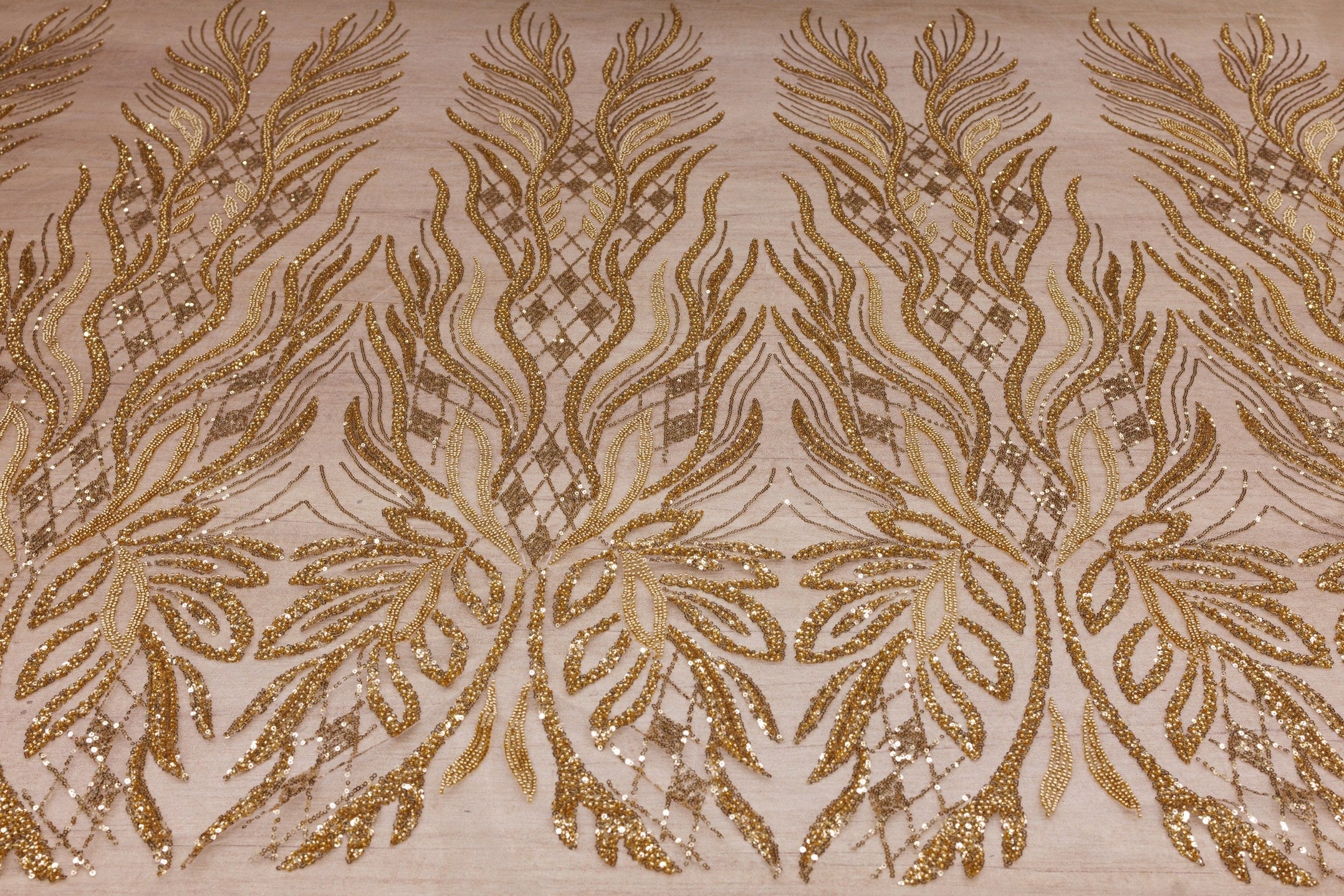 Broderie tip dantela cu perle/margele si paiete A35 - Auriu