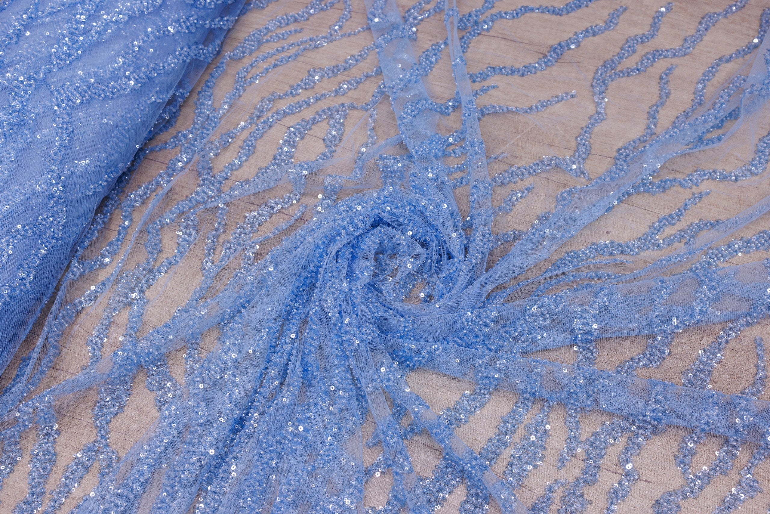 Broderie tip dantela cu perle/margele si paiete M81 - Bleu