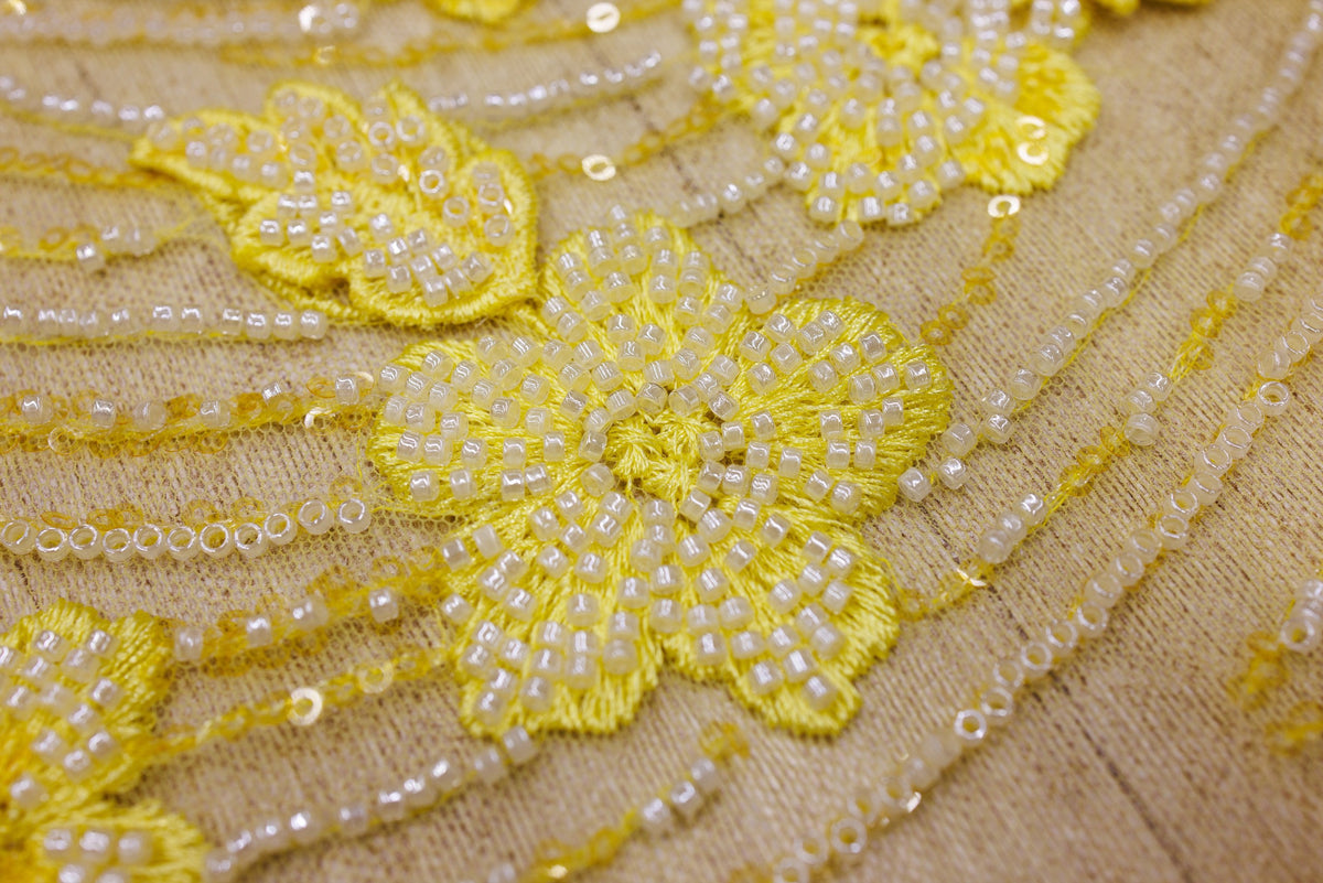 Broderie de lux tip dantela cu flori 3D si margele cusute manual A90 - Galben