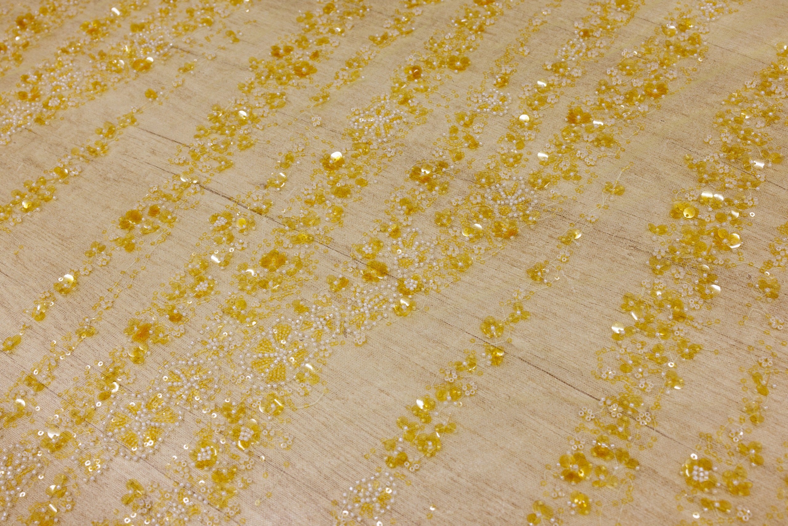 Broderie tip dantela cu perle/margele si paiete A94 - Auriu