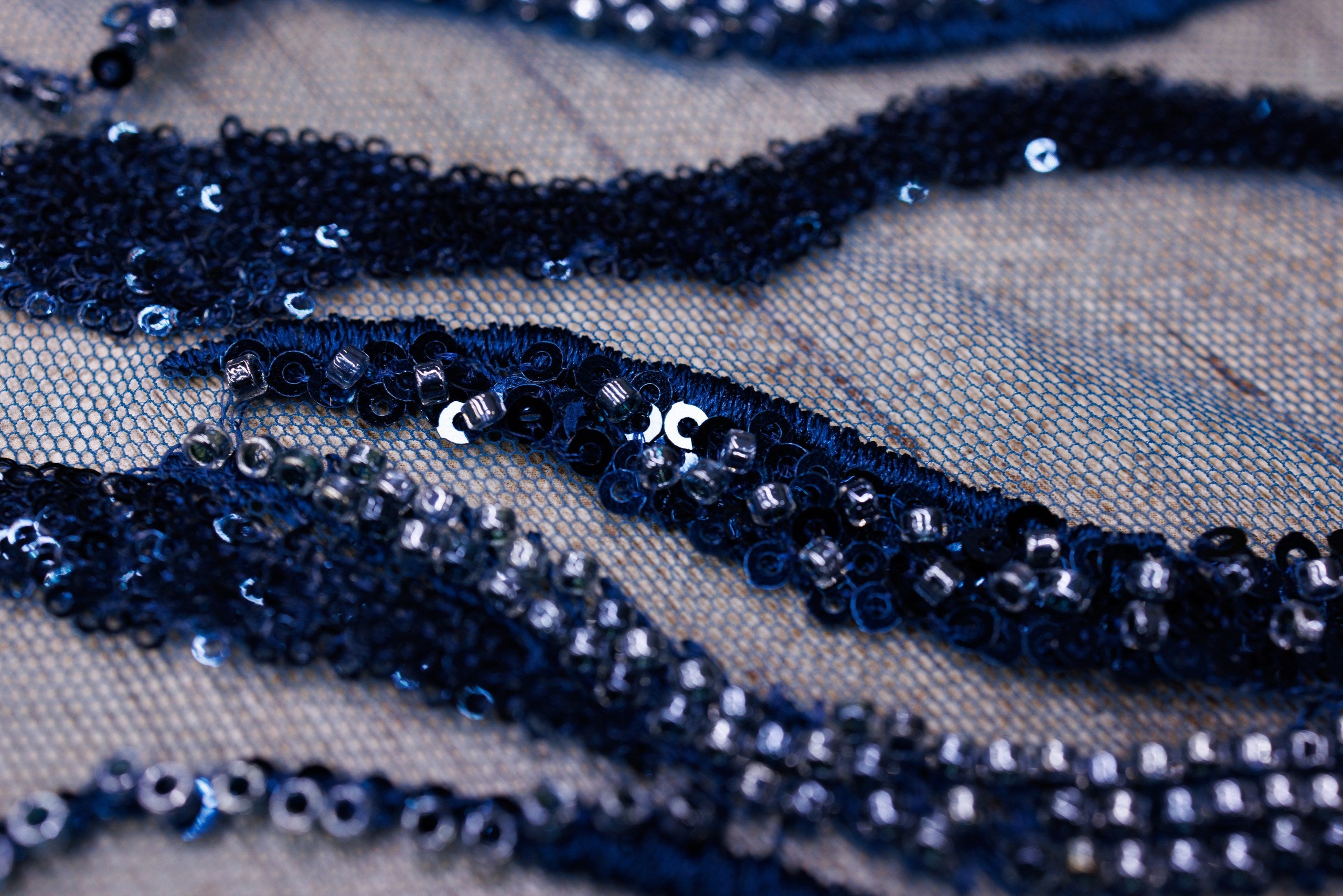 Broderie de lux tip dantela cu margele si paiete cusute manual B65 - Bleumarin