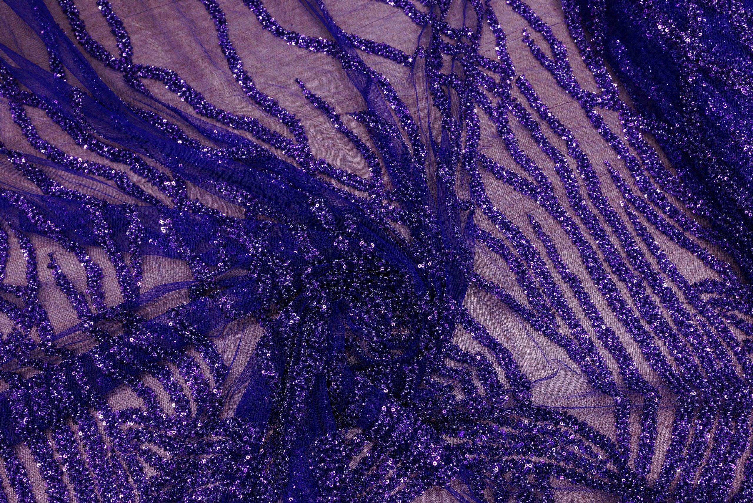 Broderie tip dantela cu perle/margele si paiete B6 - Mov