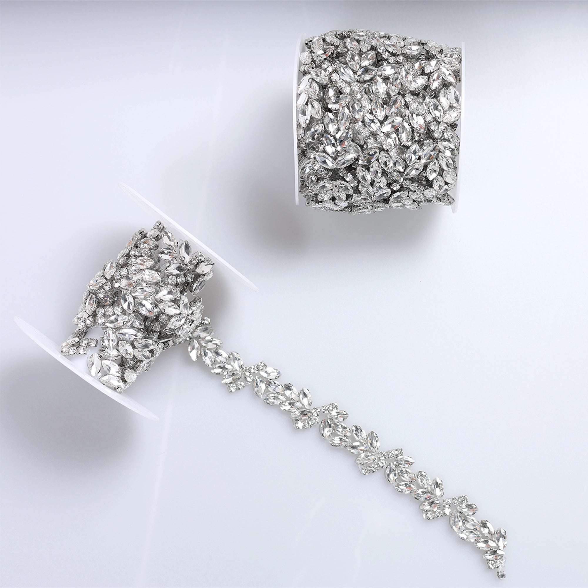 Banda cu strasuri M5 - Ahura