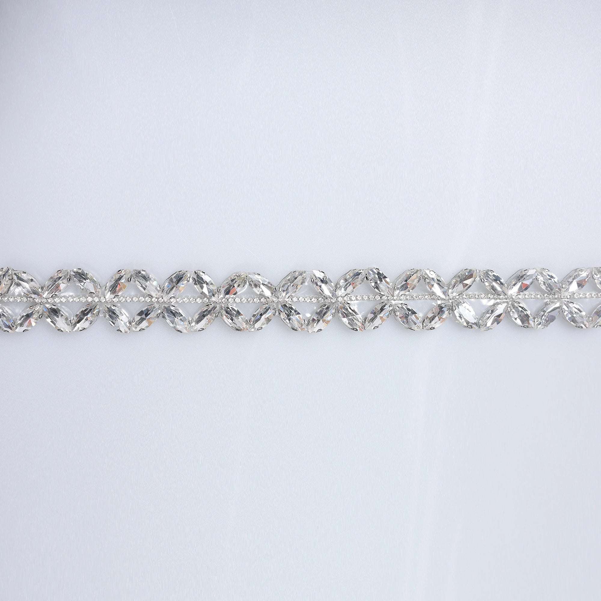 Banda cu strasuri M31 - Ahura