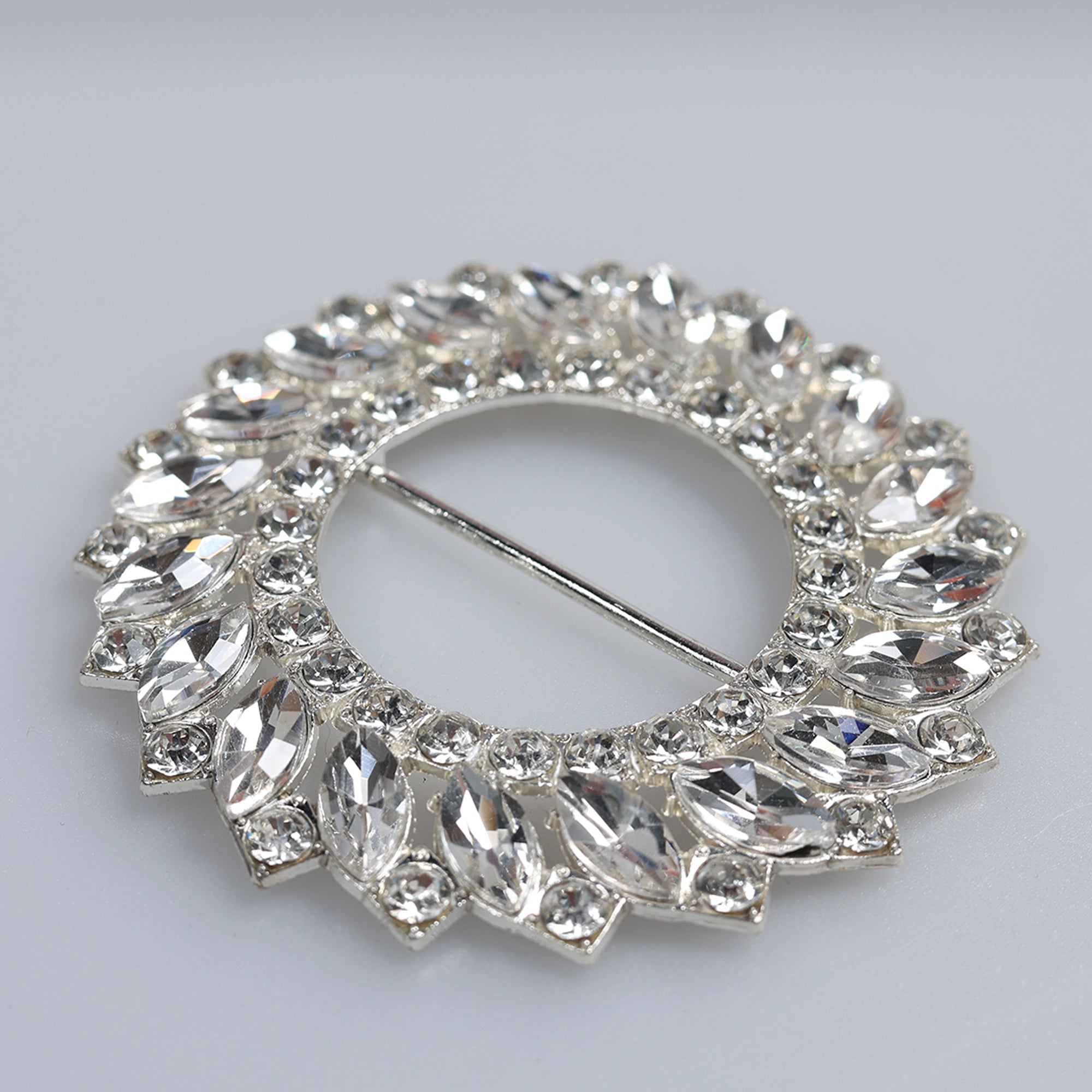 Catarame cu strasuri M40 - Ahura