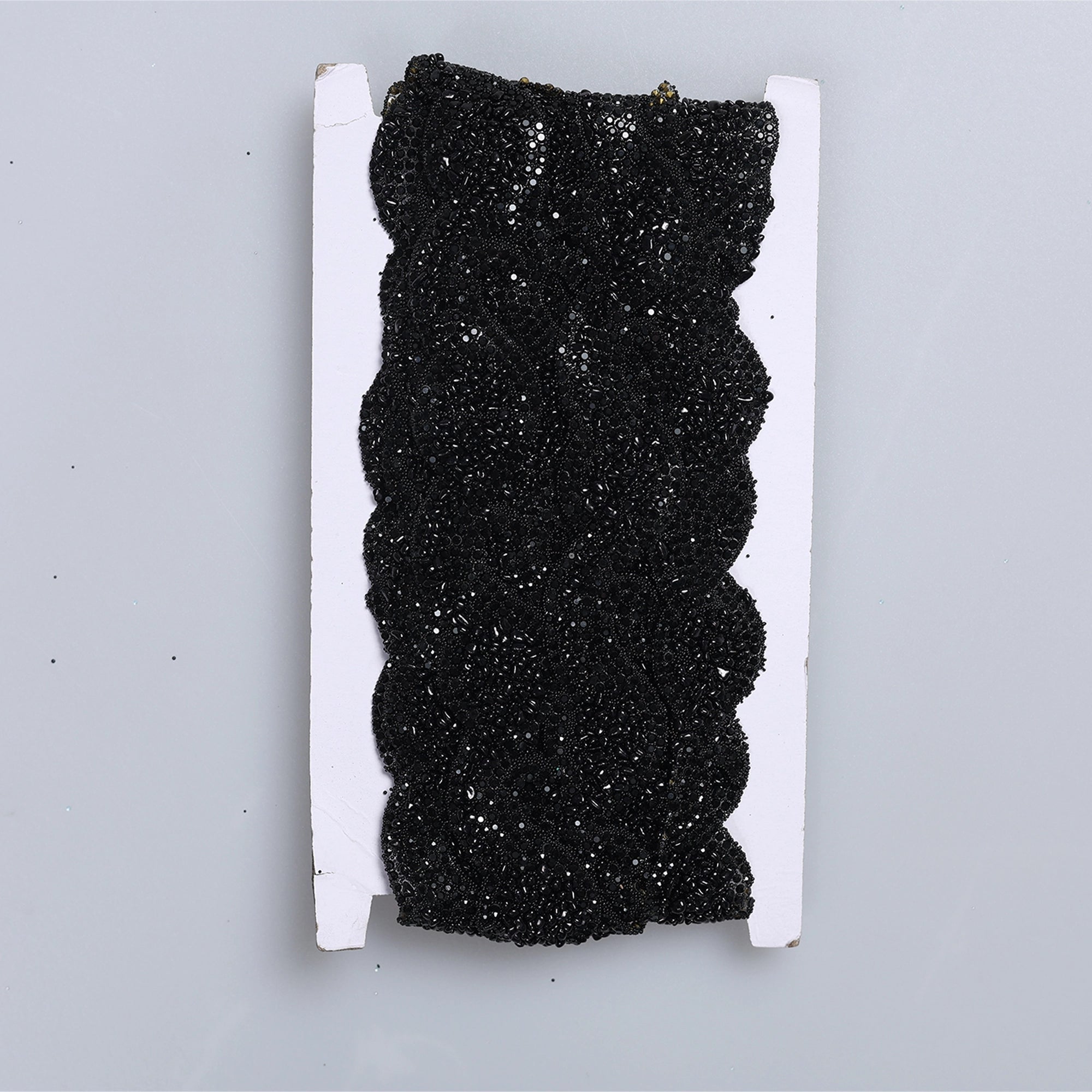 Aplicatii cu strasuri M259 - Ahura