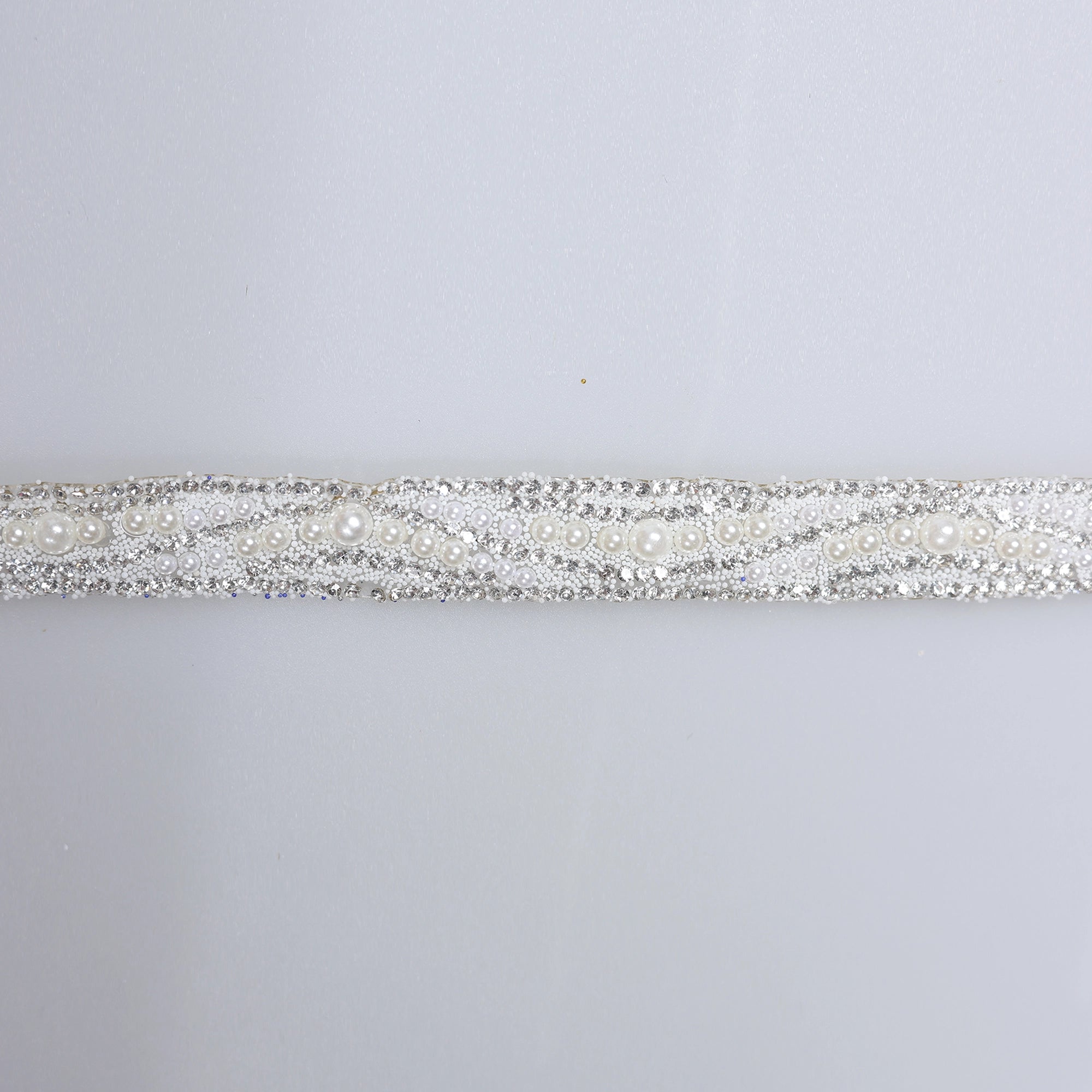 Aplicatii cu strasuri M399 - Ahura