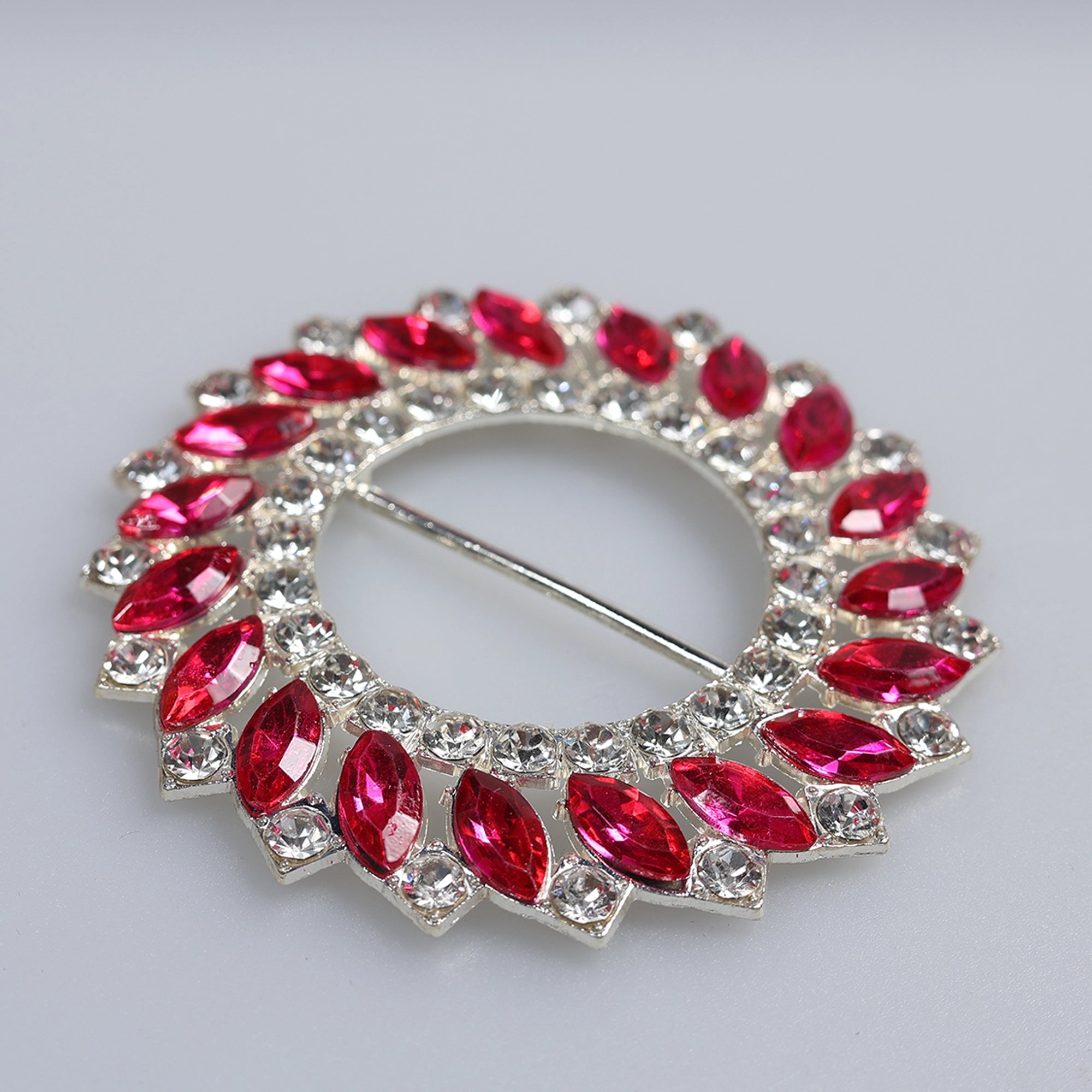 Catarame cu strasuri M40 - Ahura