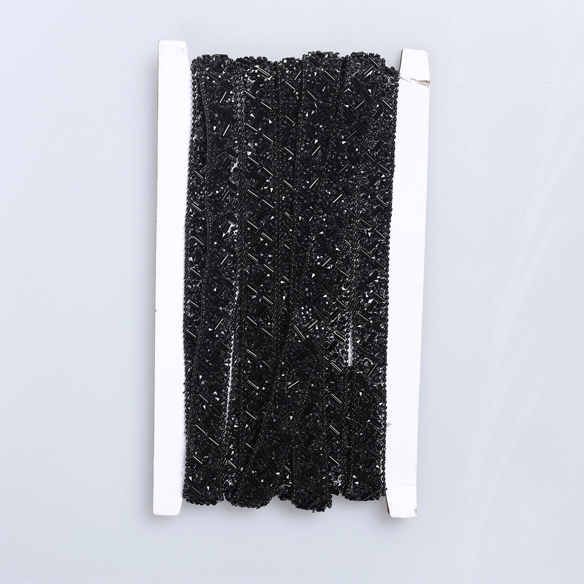 Aplicatii cu strasuri M333 - Ahura