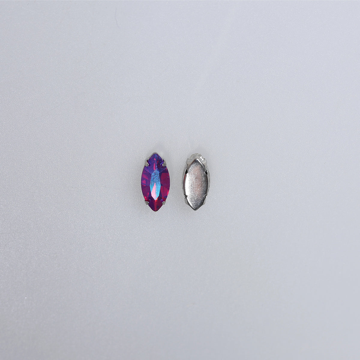 Piatră pentru cusut tip lacrimă 1.5x0.7 cm - Ahura
