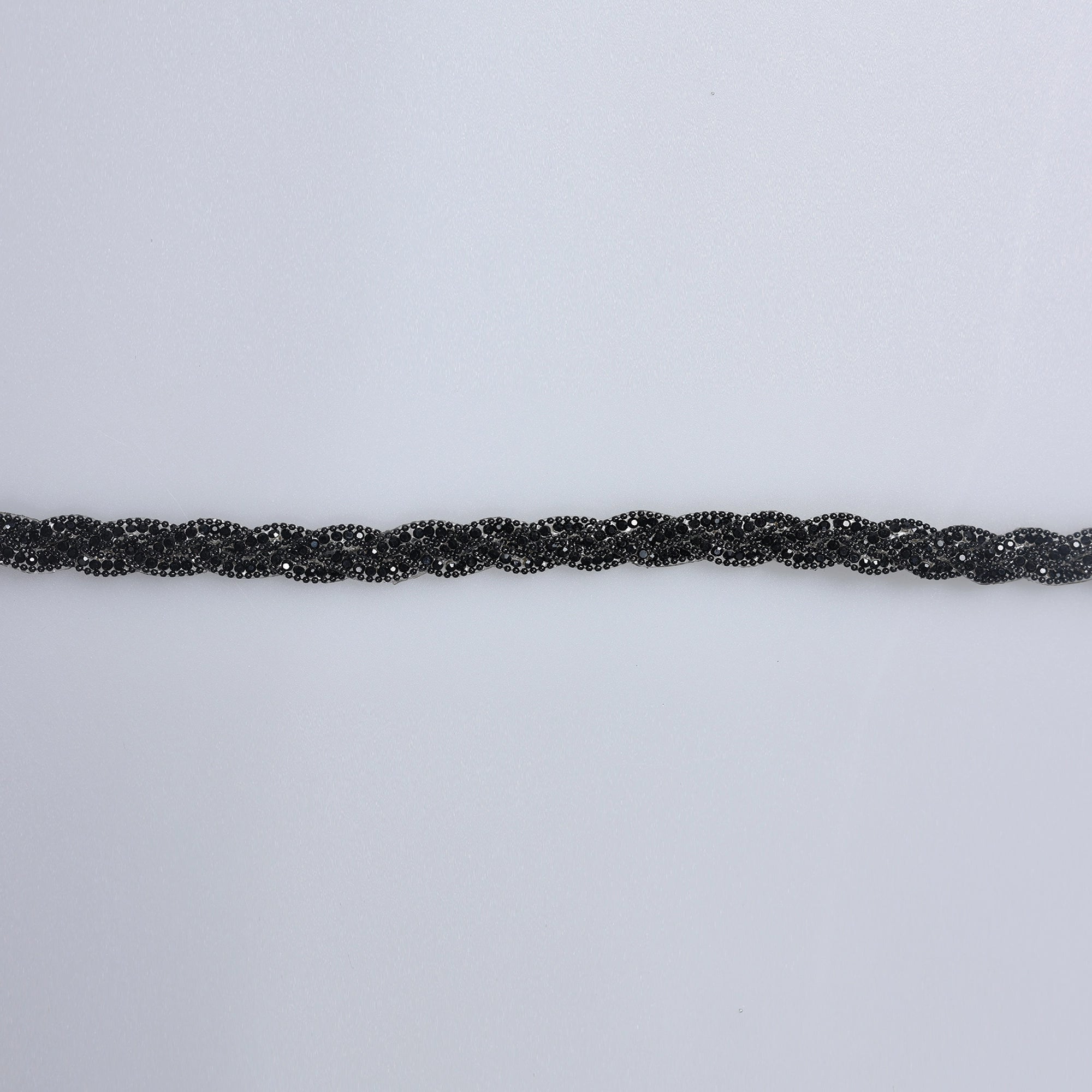 Aplicatii cu strasuri M355 - Ahura