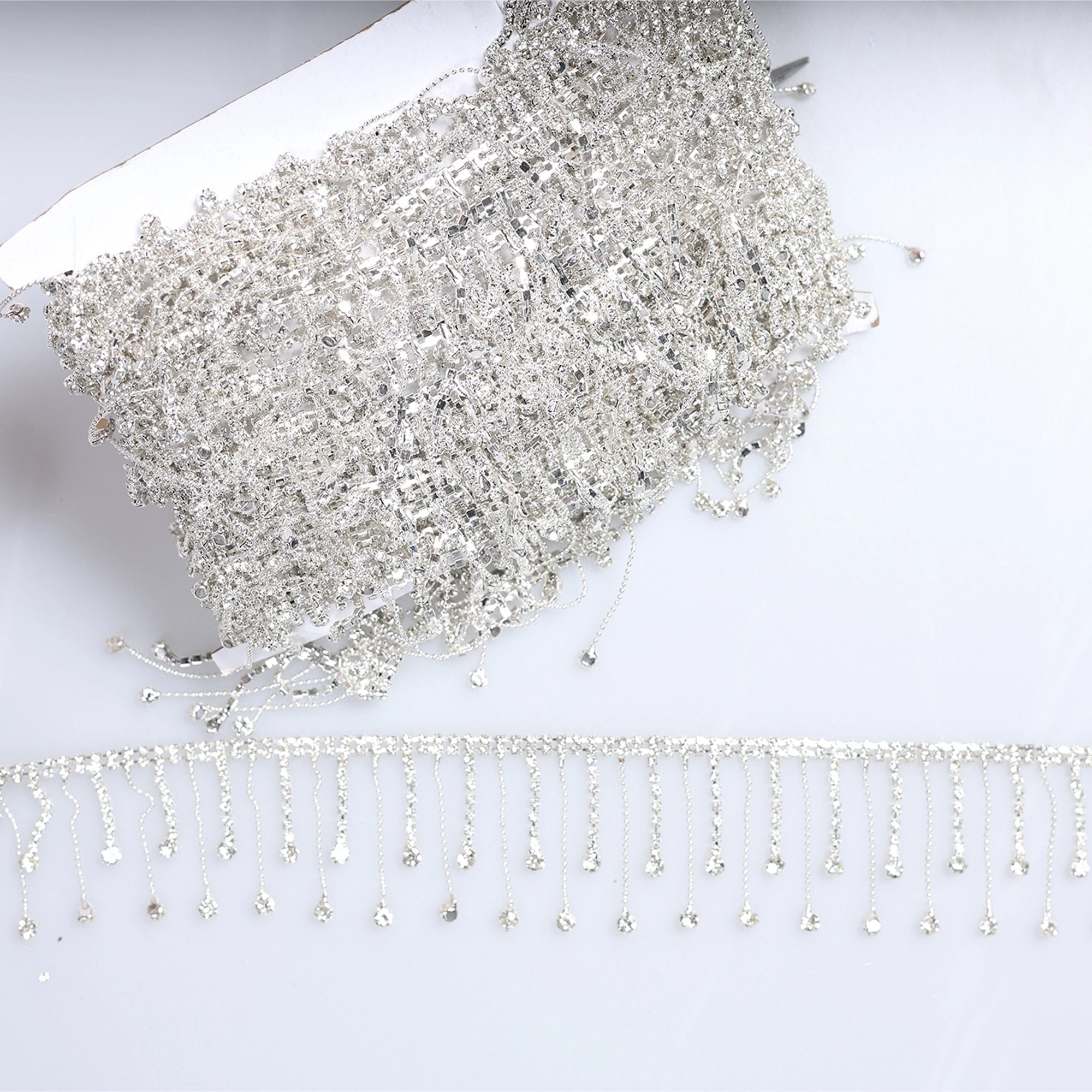 Banda cu strasuri M133 - Ahura