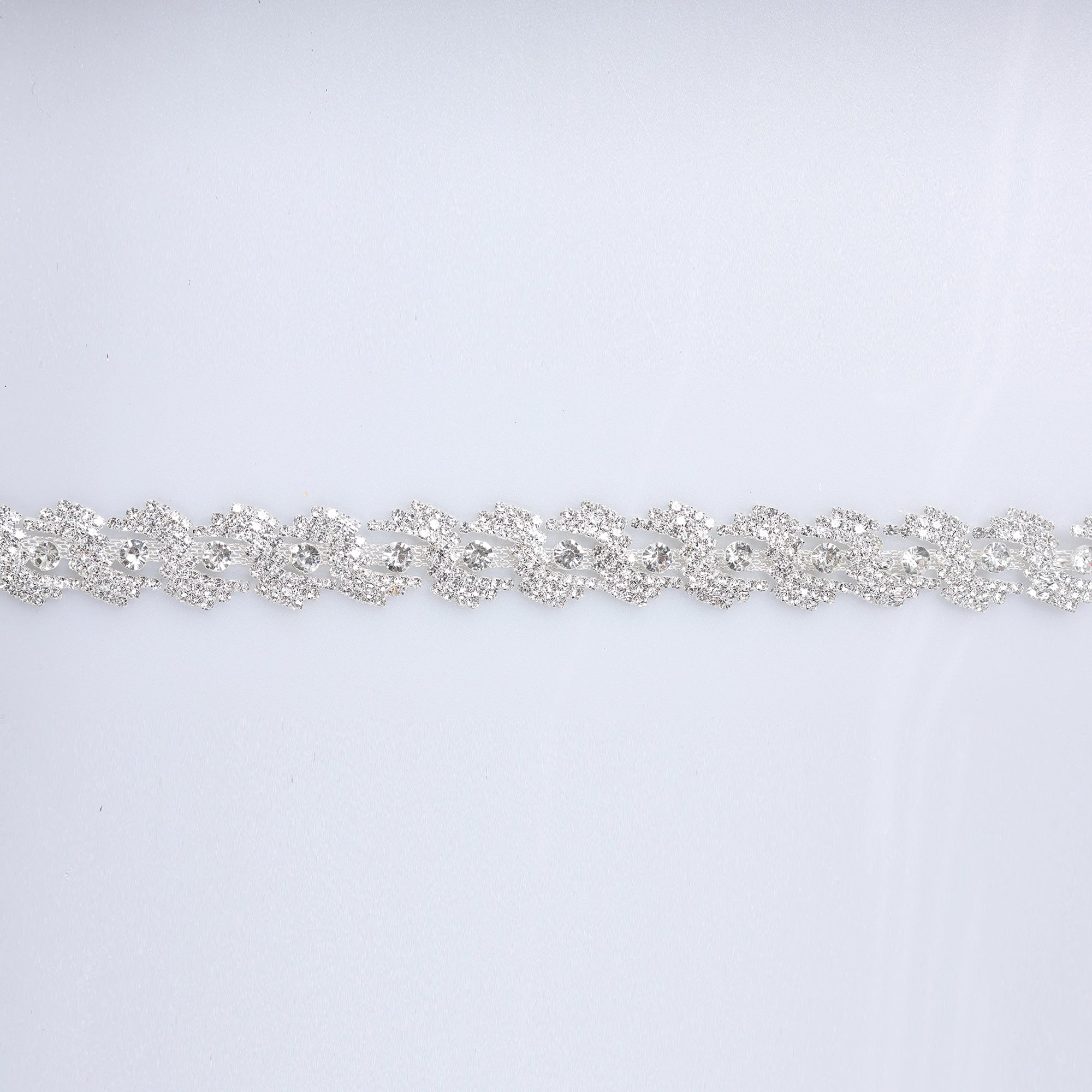 Banda cu strasuri M134 - Ahura