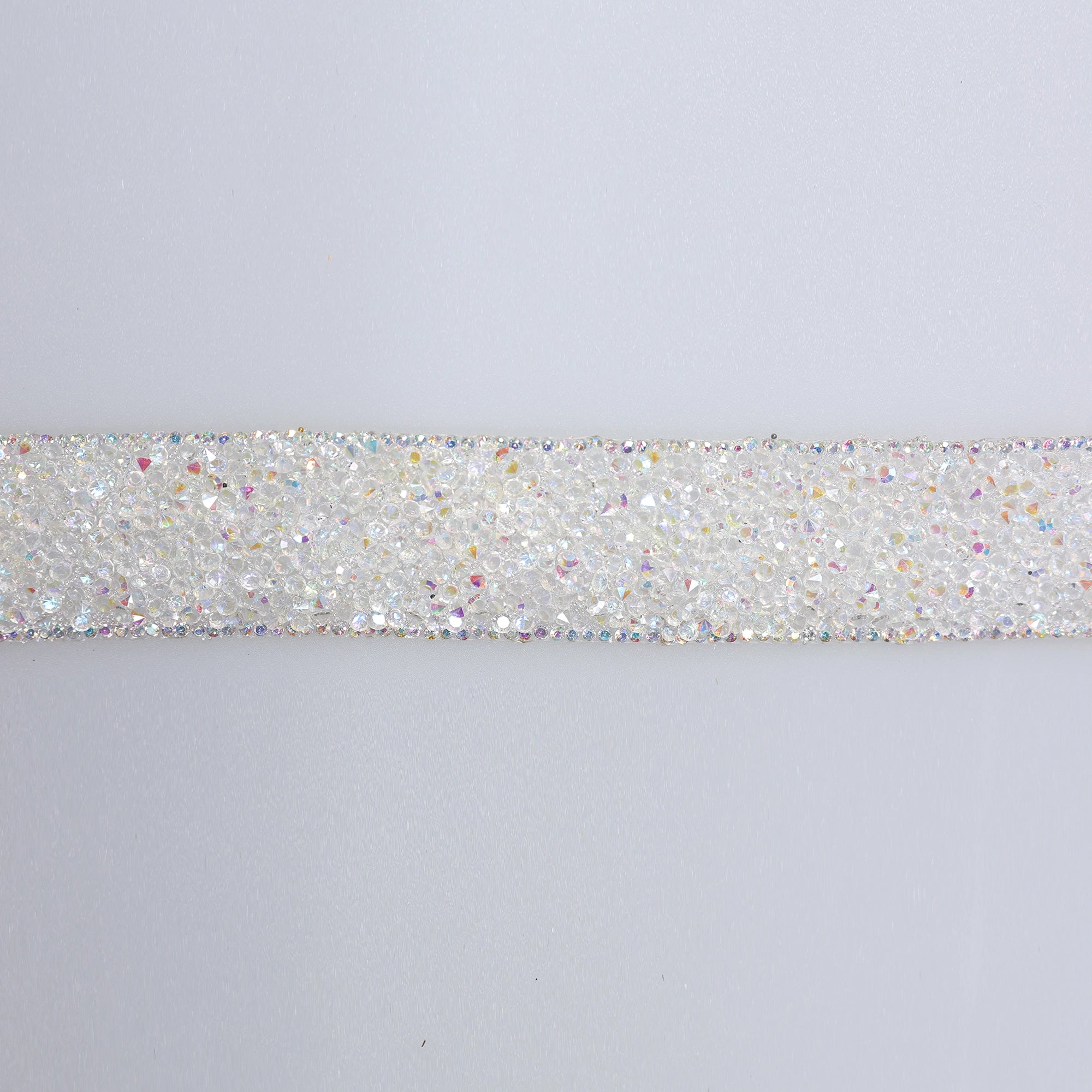 Aplicatii cu strasuri M404 - Ahura