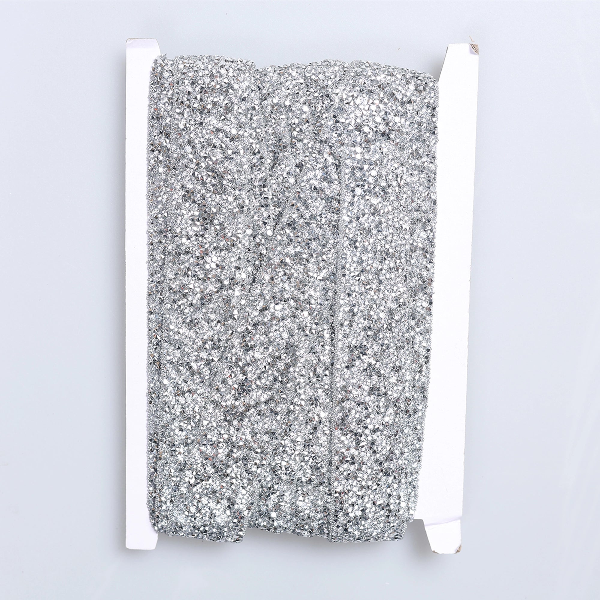 Aplicatii cu strasuri M405 - Ahura