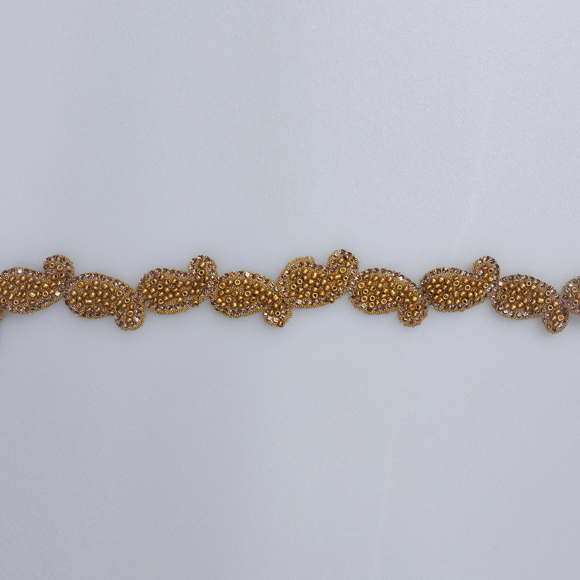 Aplicatii cu strasuri M264 - Ahura