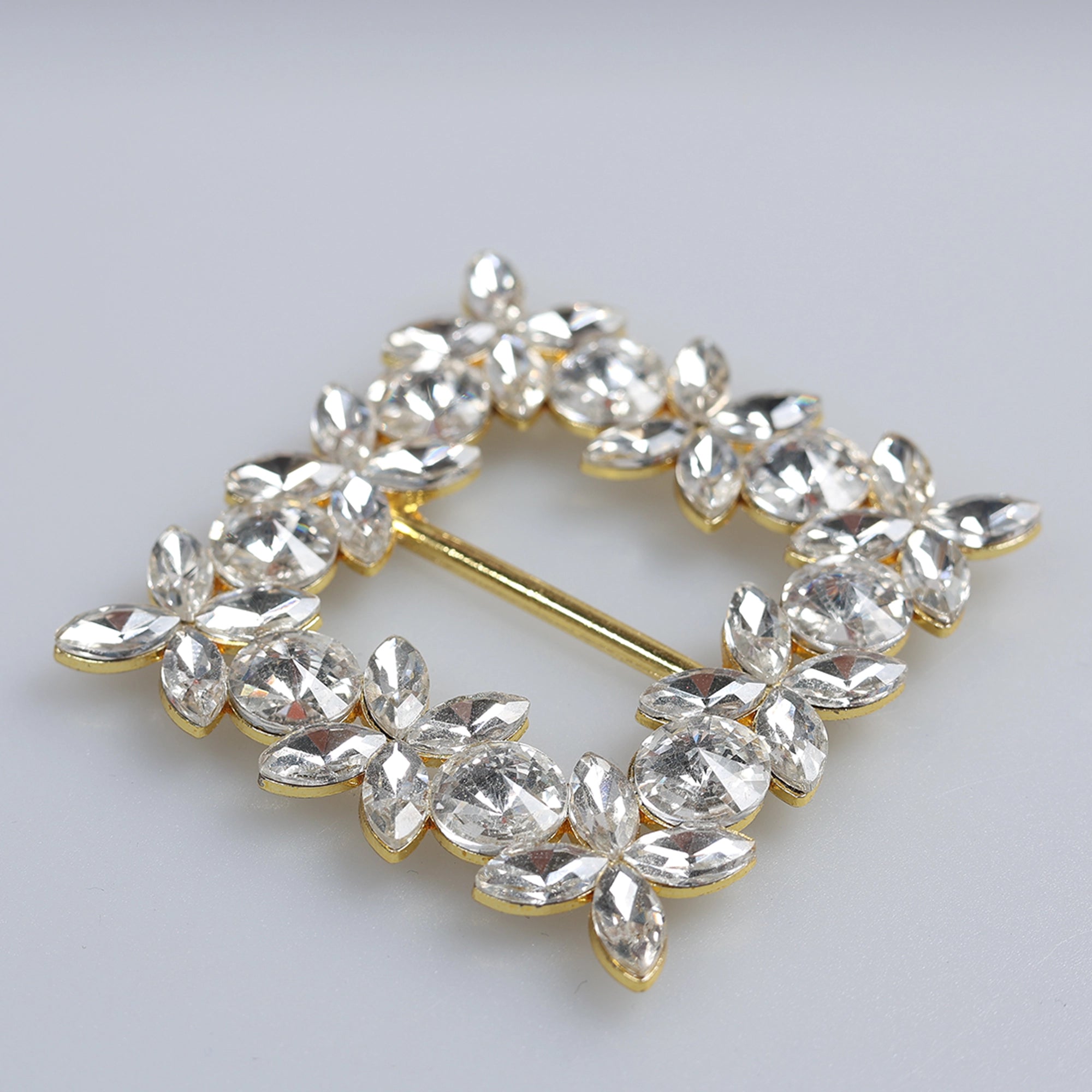 Catarame cu strasuri M47 - Ahura