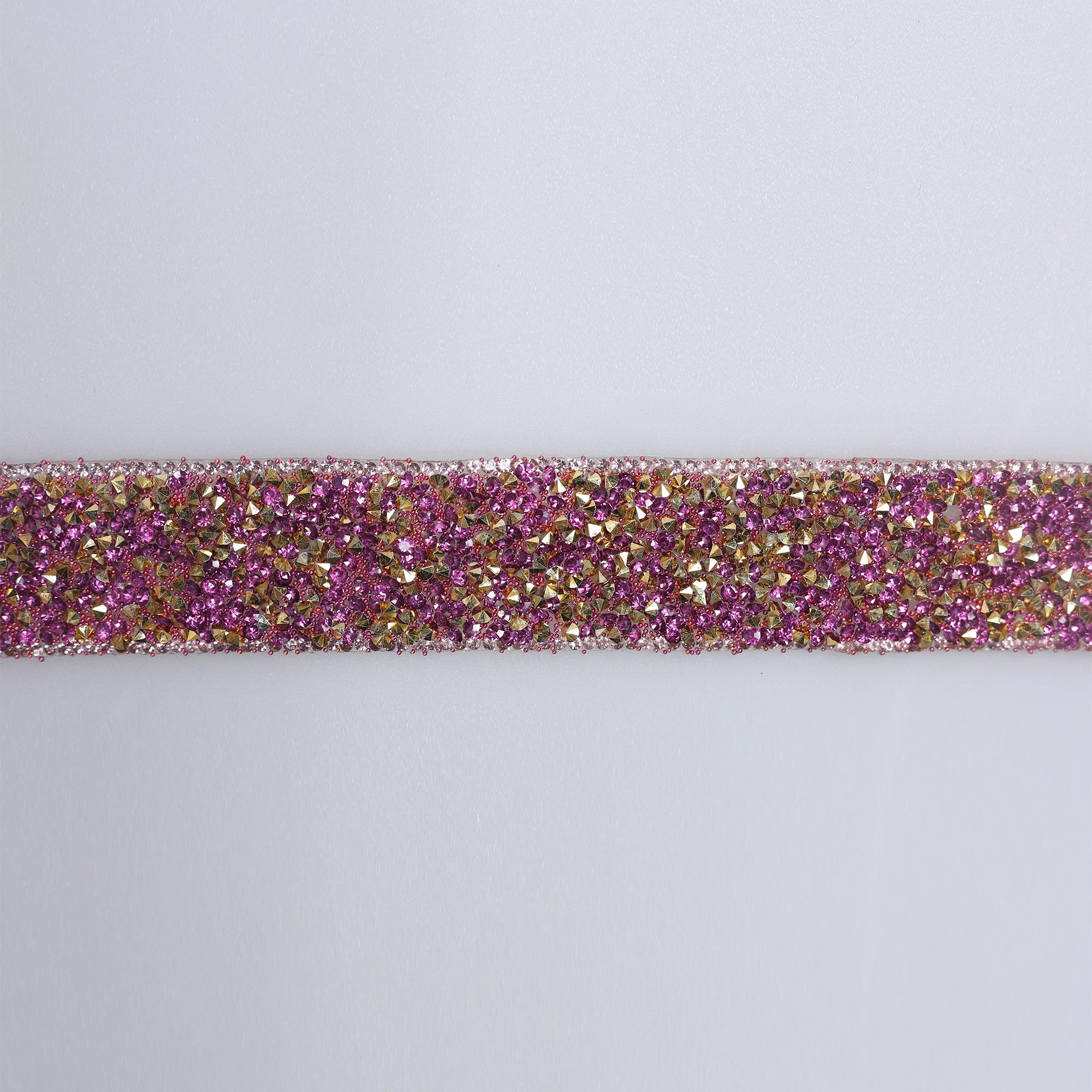 Aplicatii cu strasuri M407 - Ahura