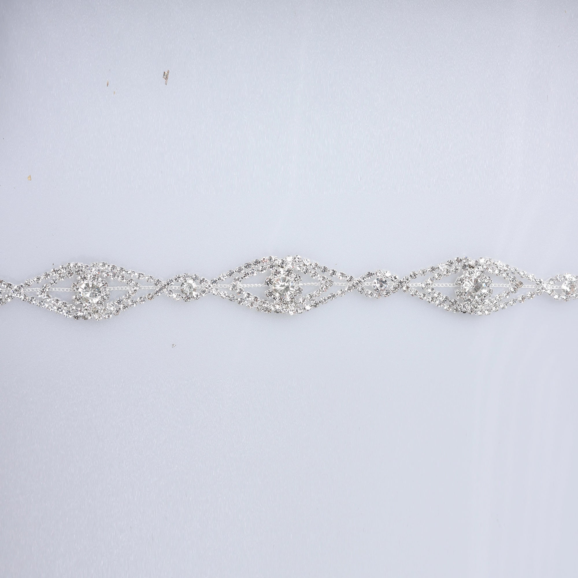 Banda cu strasuri M137 - Ahura