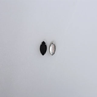Piatră pentru cusut tip lacrimă 1.5x0.7 cm - Ahura
