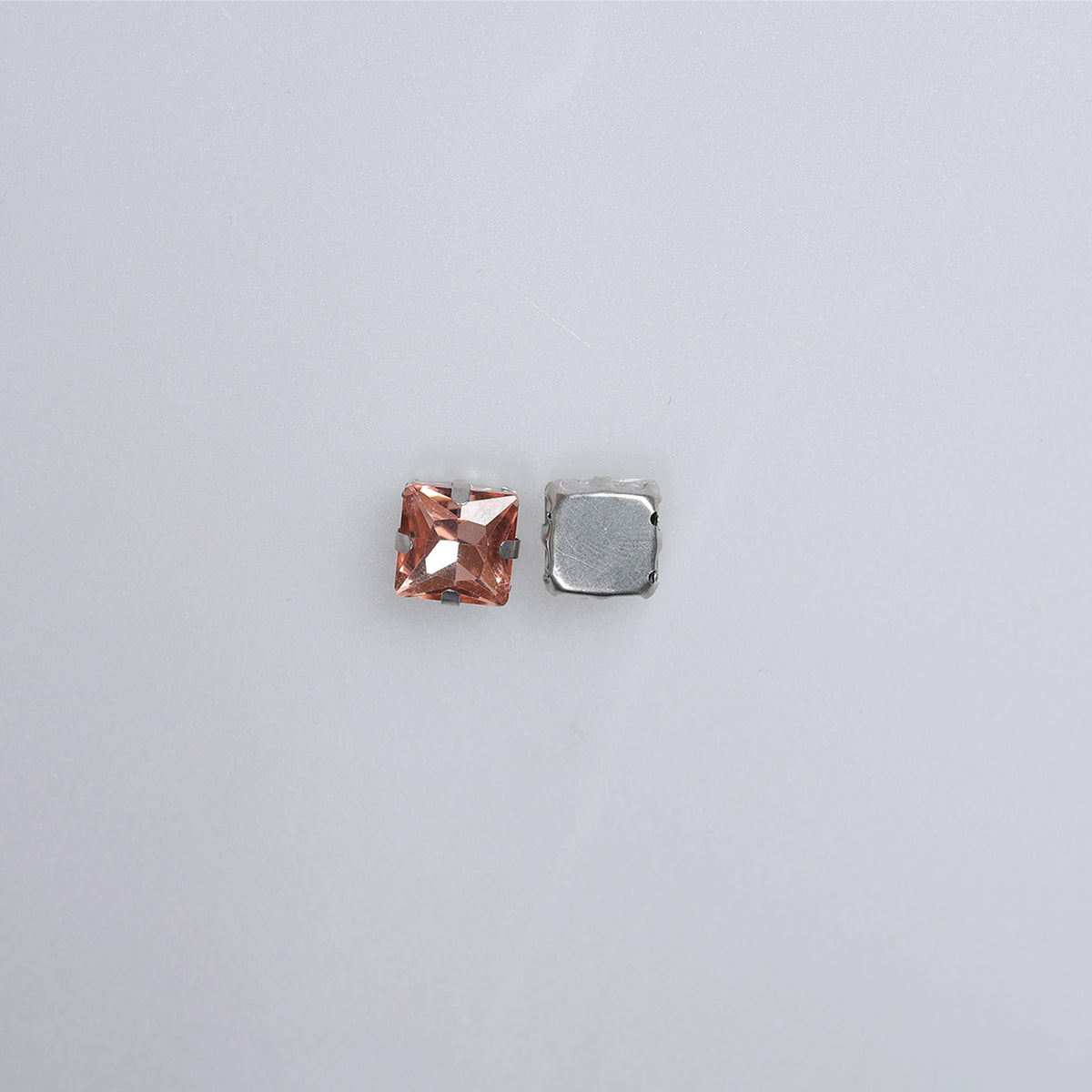 Piatră pentru cusut tip lacrimă 1x1 cm - Ahura