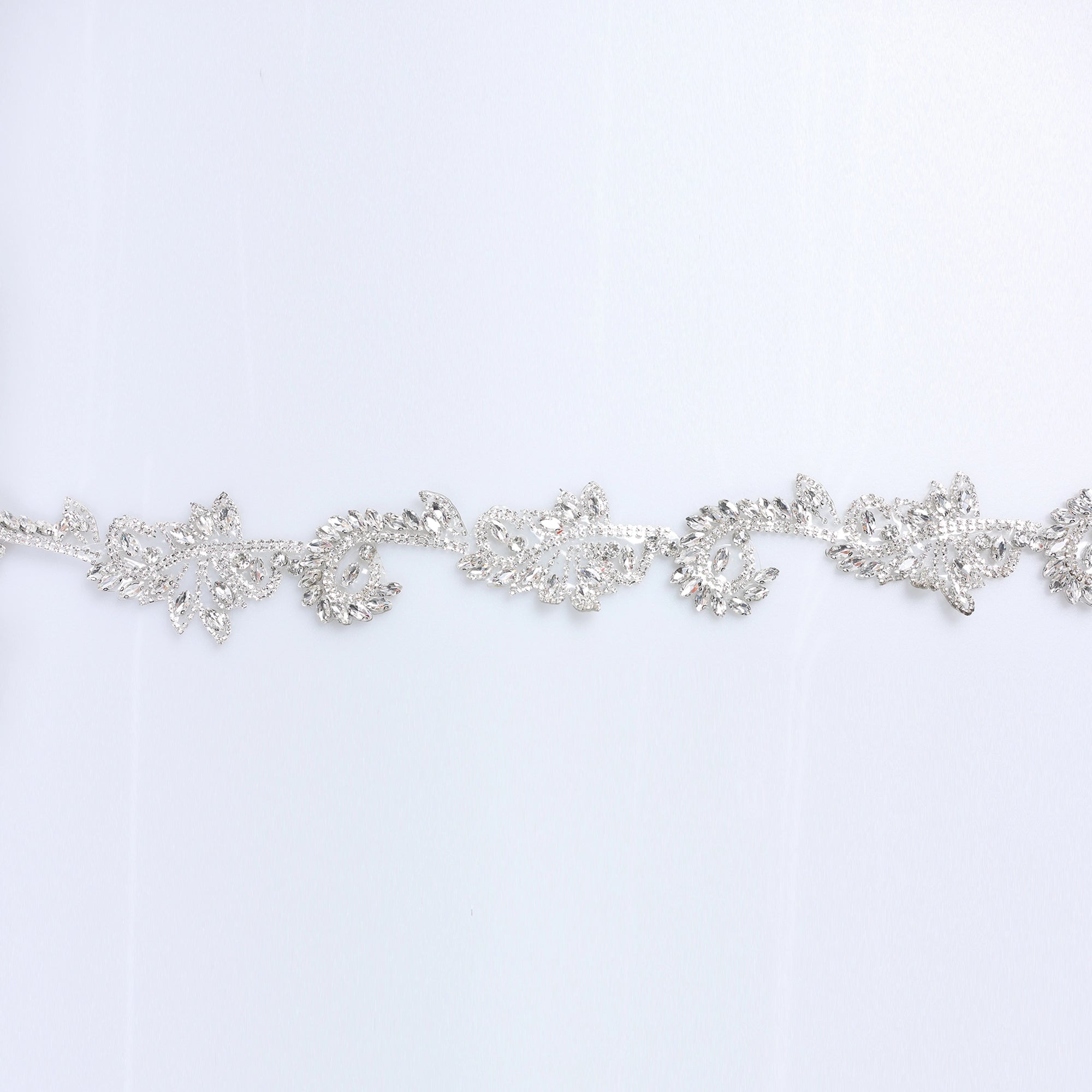 Banda cu strasuri M7 - Ahura