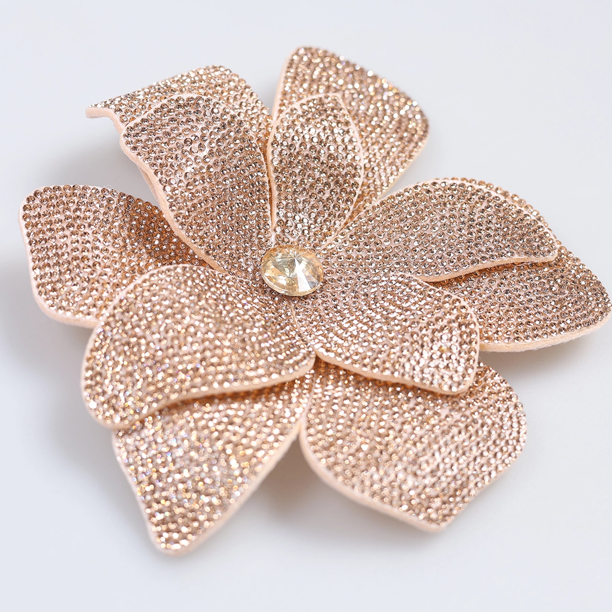 Floare Decorativa Aplicabila cu Strasuri\Cristale – 13 cm Dimensiune: 15 x 13 cm - Ahura