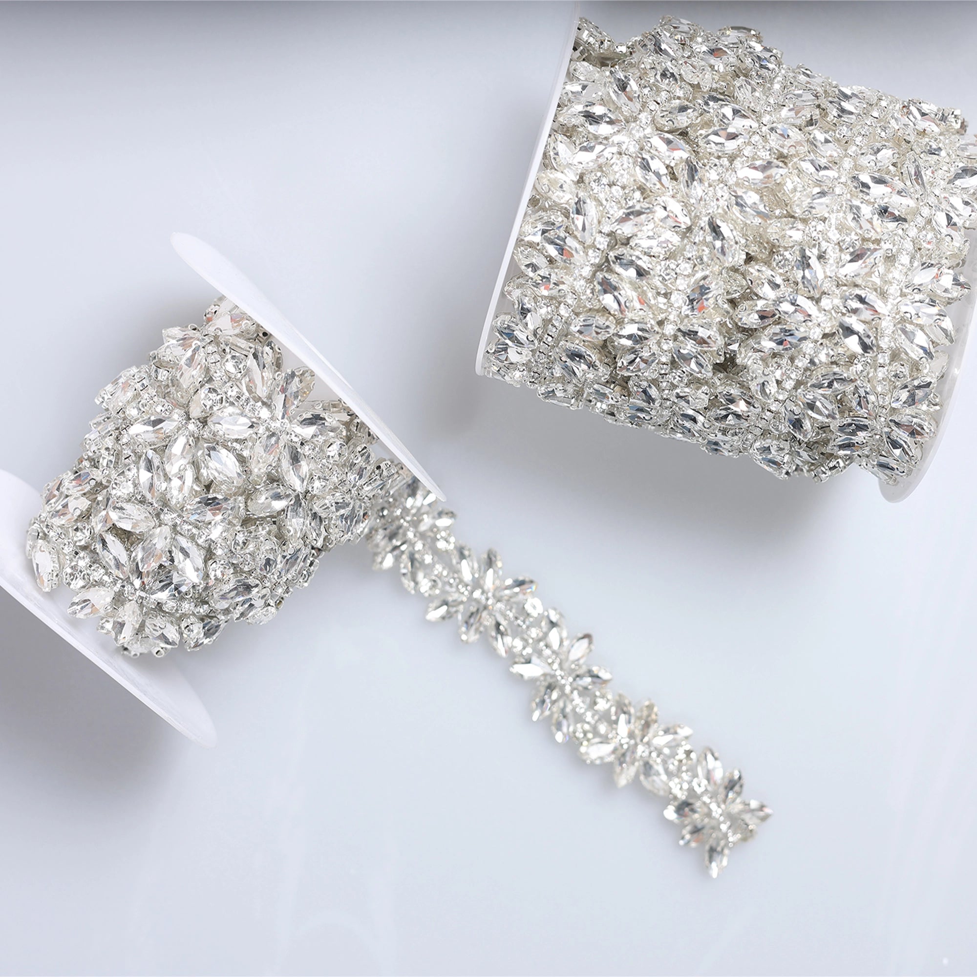 Banda cu strasuri M46 - Ahura