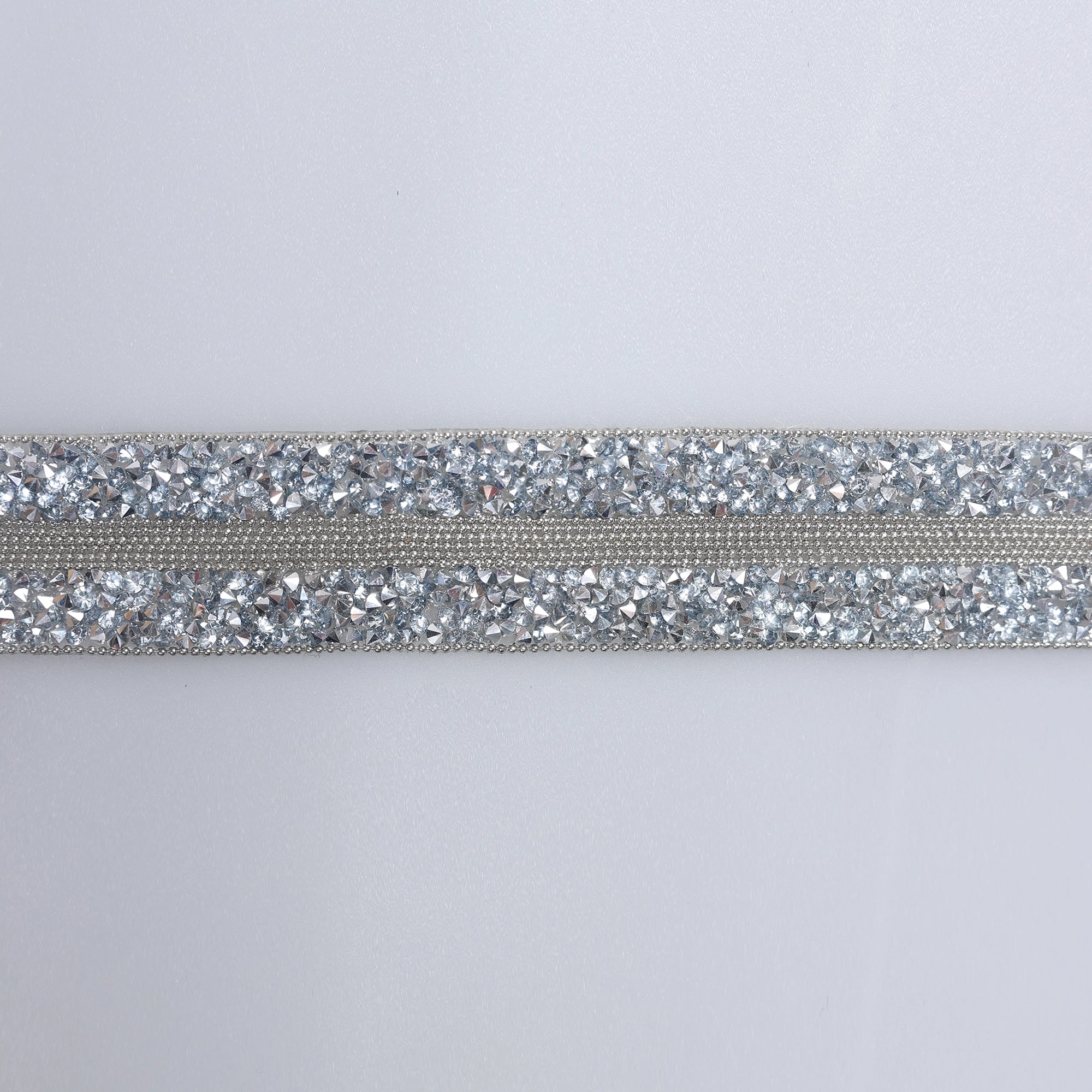 Aplicatii cu strasuri M417 - Ahura